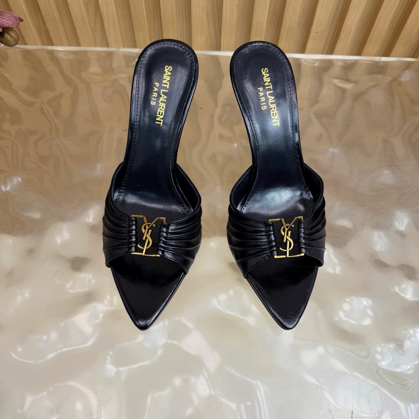 D12345 2026 Spring/Summer New Model YSL 🖤 Saint Laurent / Saint Laurent YSL slippers – an absolutely amazing and popular pair of slippers! — image 5