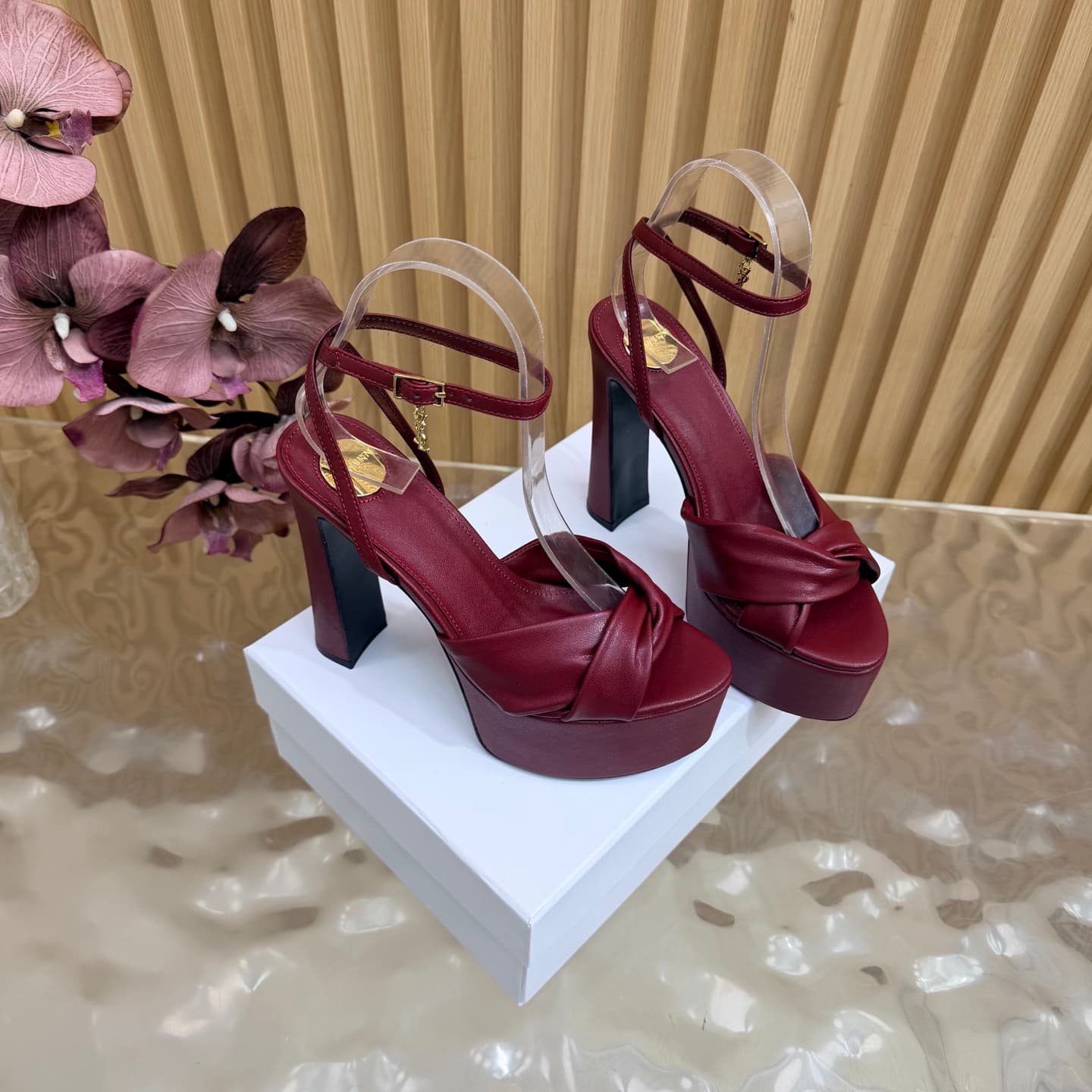 D12224 New model released: YSL Saint Laurent🖤 – SS2026 Summer Fish Mouth high heels. New design, show-wear style, high-heel sandals — image 2