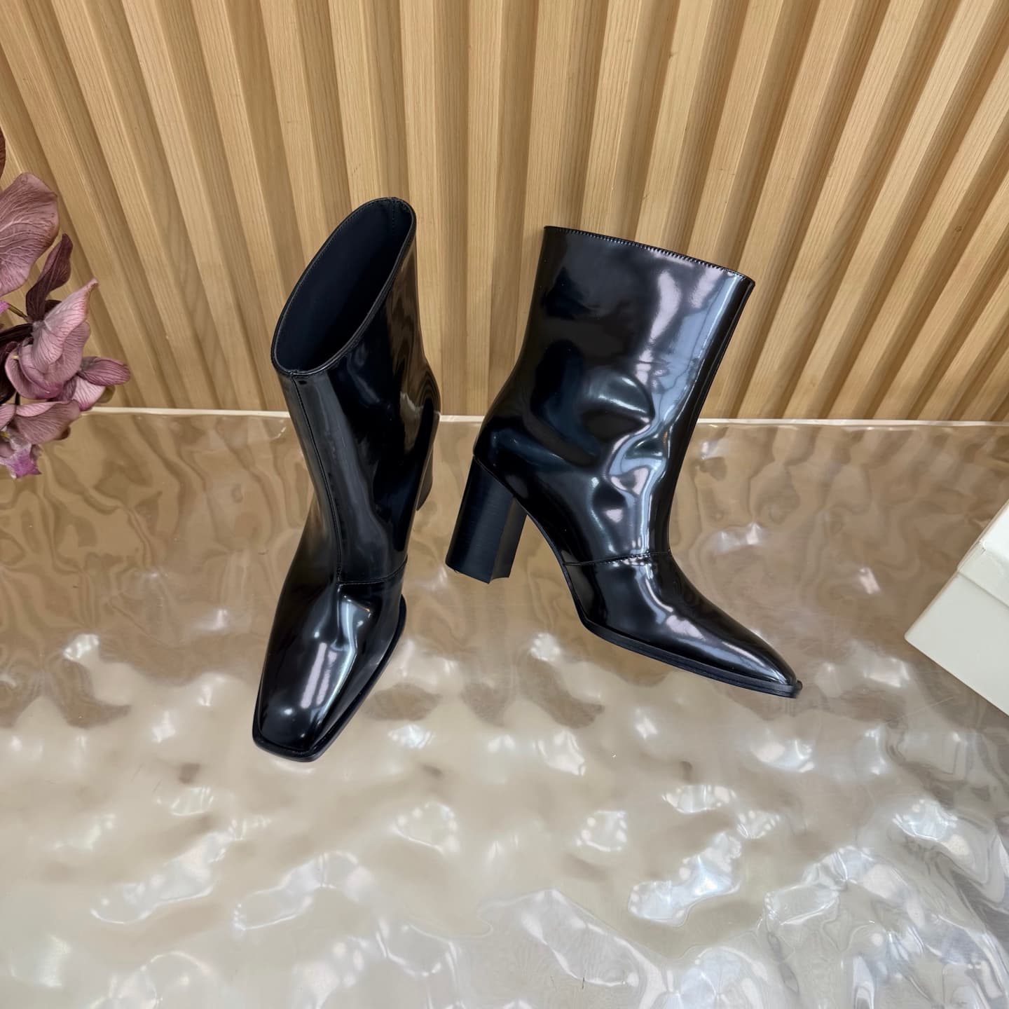 D12232 Top version 🖤 Saint Laurent fw26 – newly arrived! — image 8
