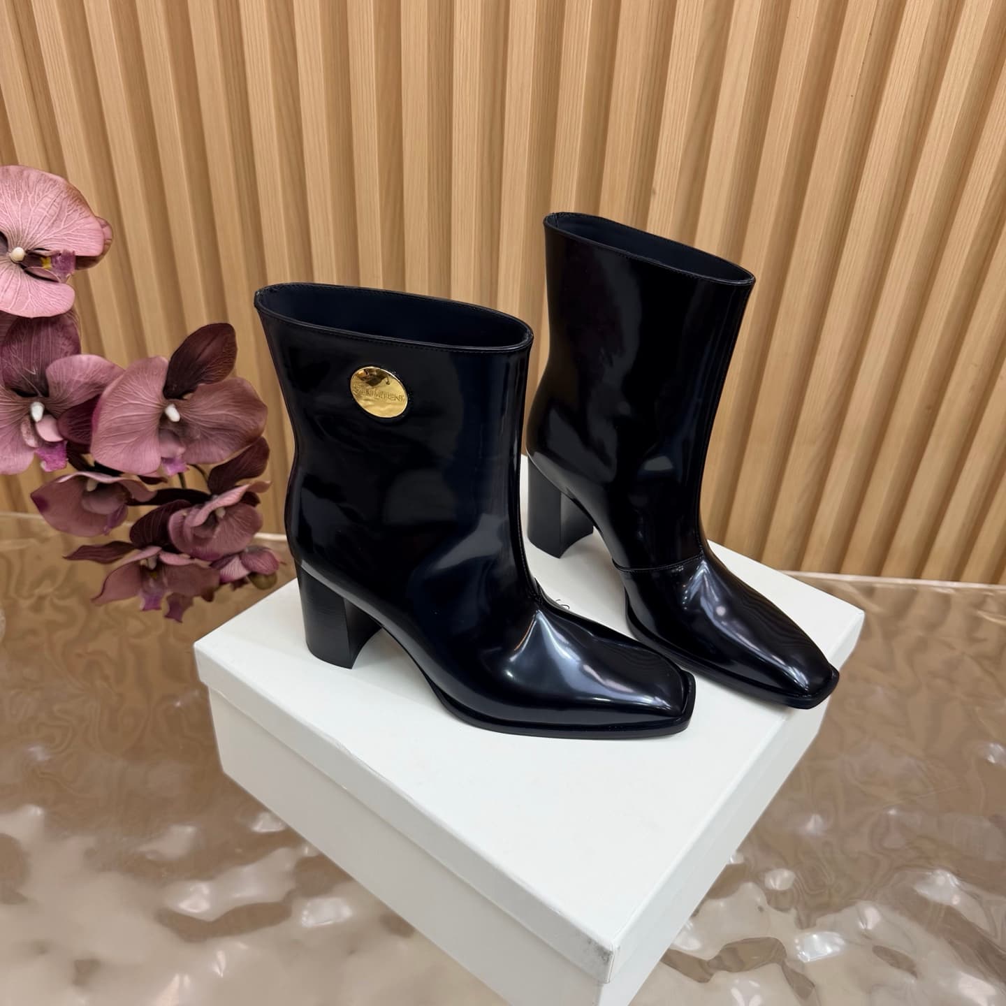 D12232 Top version 🖤 Saint Laurent fw26 – newly arrived! — image 3