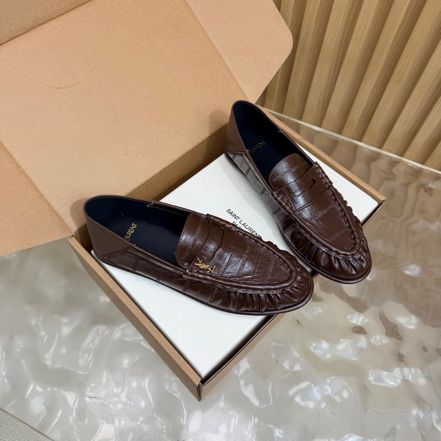 D12143 - Top-quality — image 2