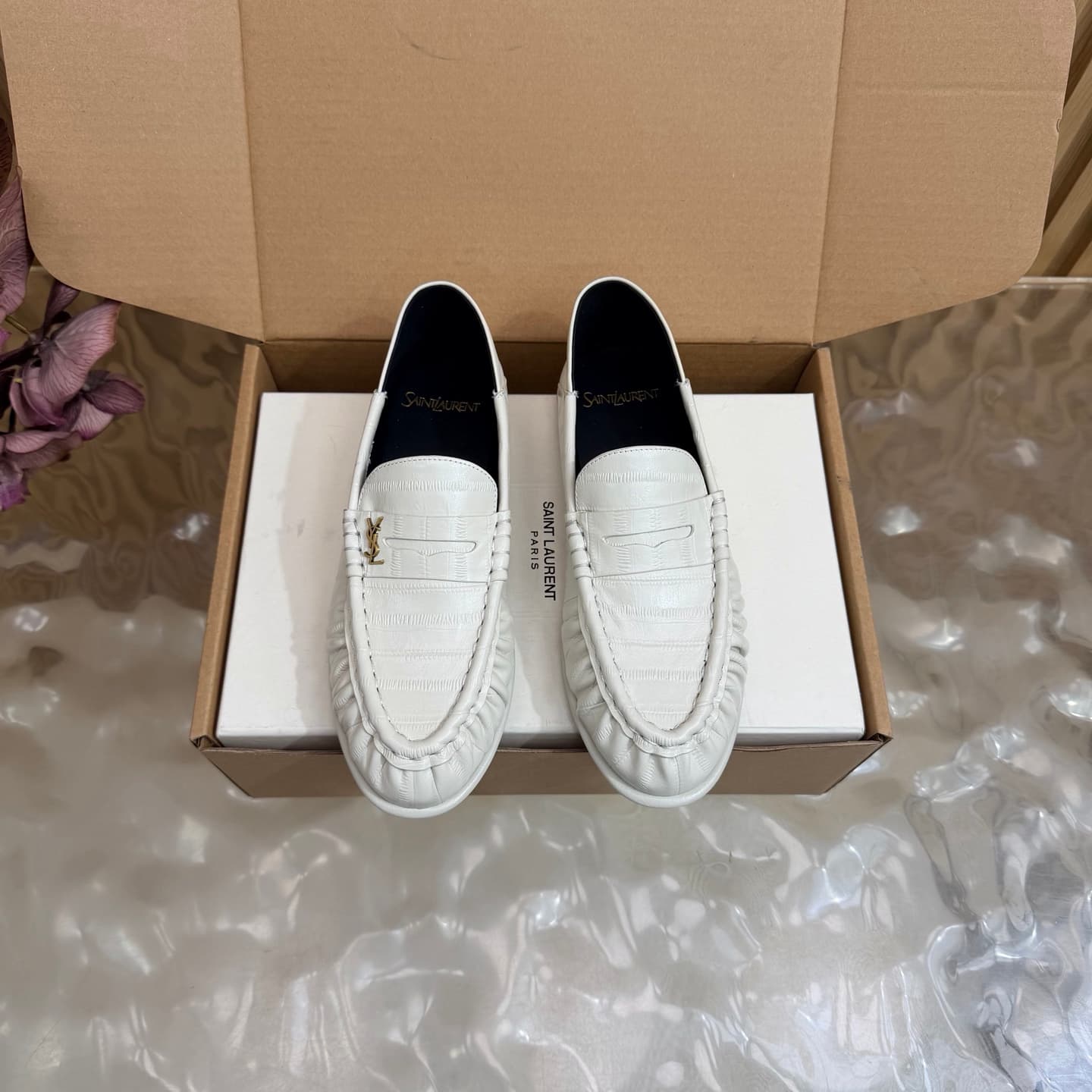 D12139 – Top-quality — image 3