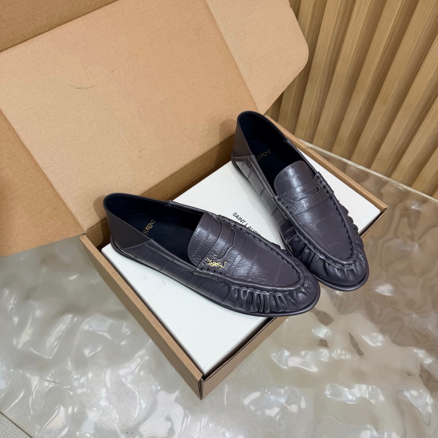 D12136 – Top-quality — image 2