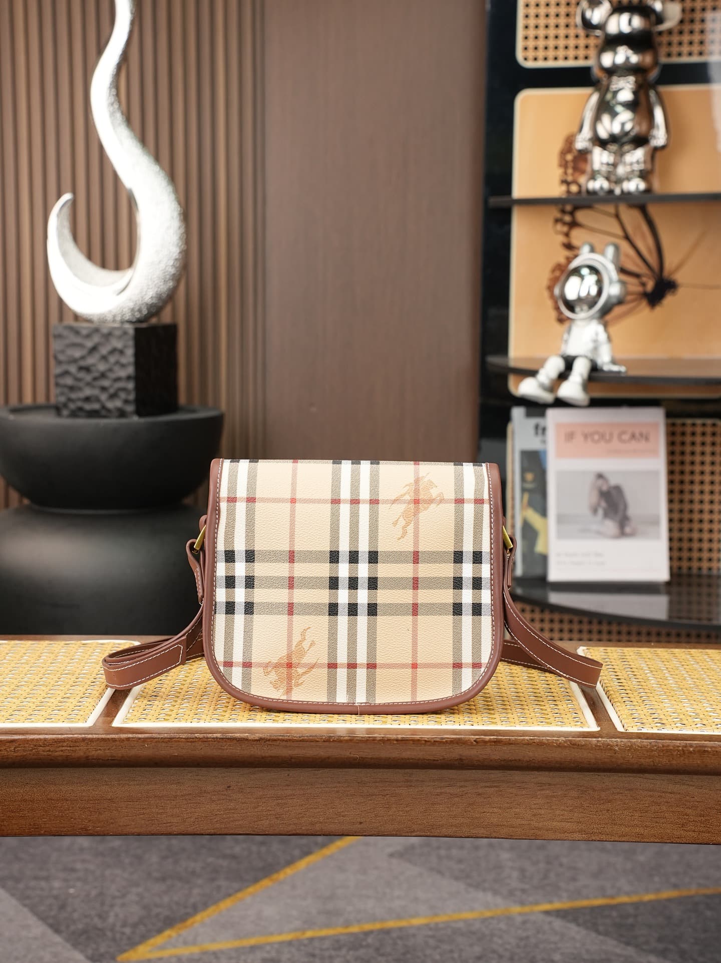 C87 Vintage/retro Bur “crossbody bag with Maja check vintage material – looks more relaxed and casual. Graffiti logos are bold and straightforward, giving a distinct feel right away. It embodies BUR’s iconic style; truly elegant and charming. The design i — image 3
