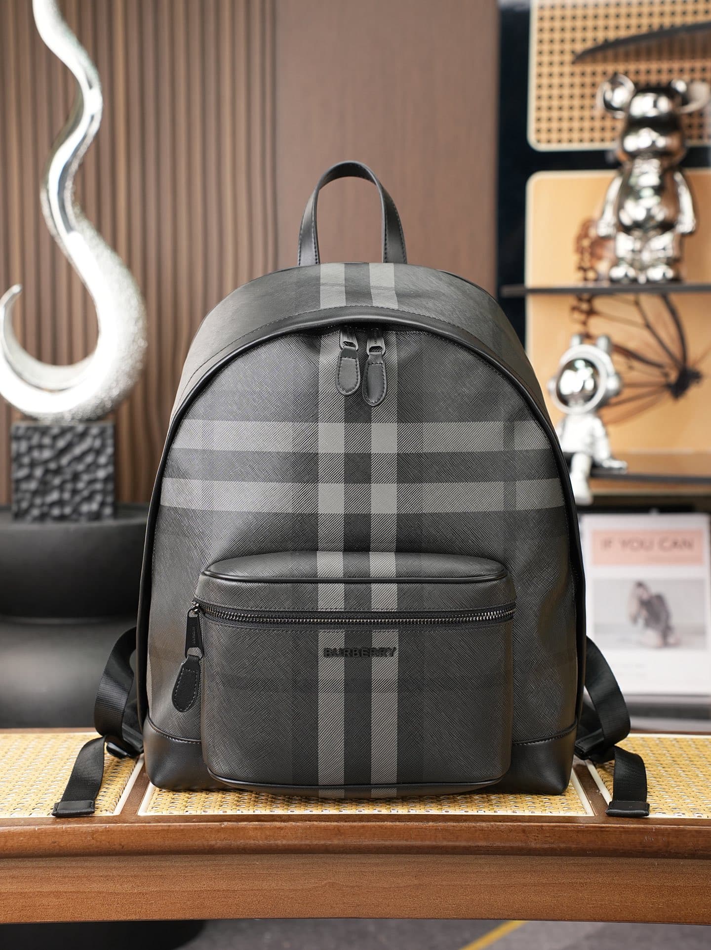 C89 [New Carbon Gray] B’s latest backpack features a distinctive pattern design, with smooth leather trim. A brand logo is also included ❤️ to help organize personal items easily. The sewn-up back panel provides protection. This product can meet various n — image 1