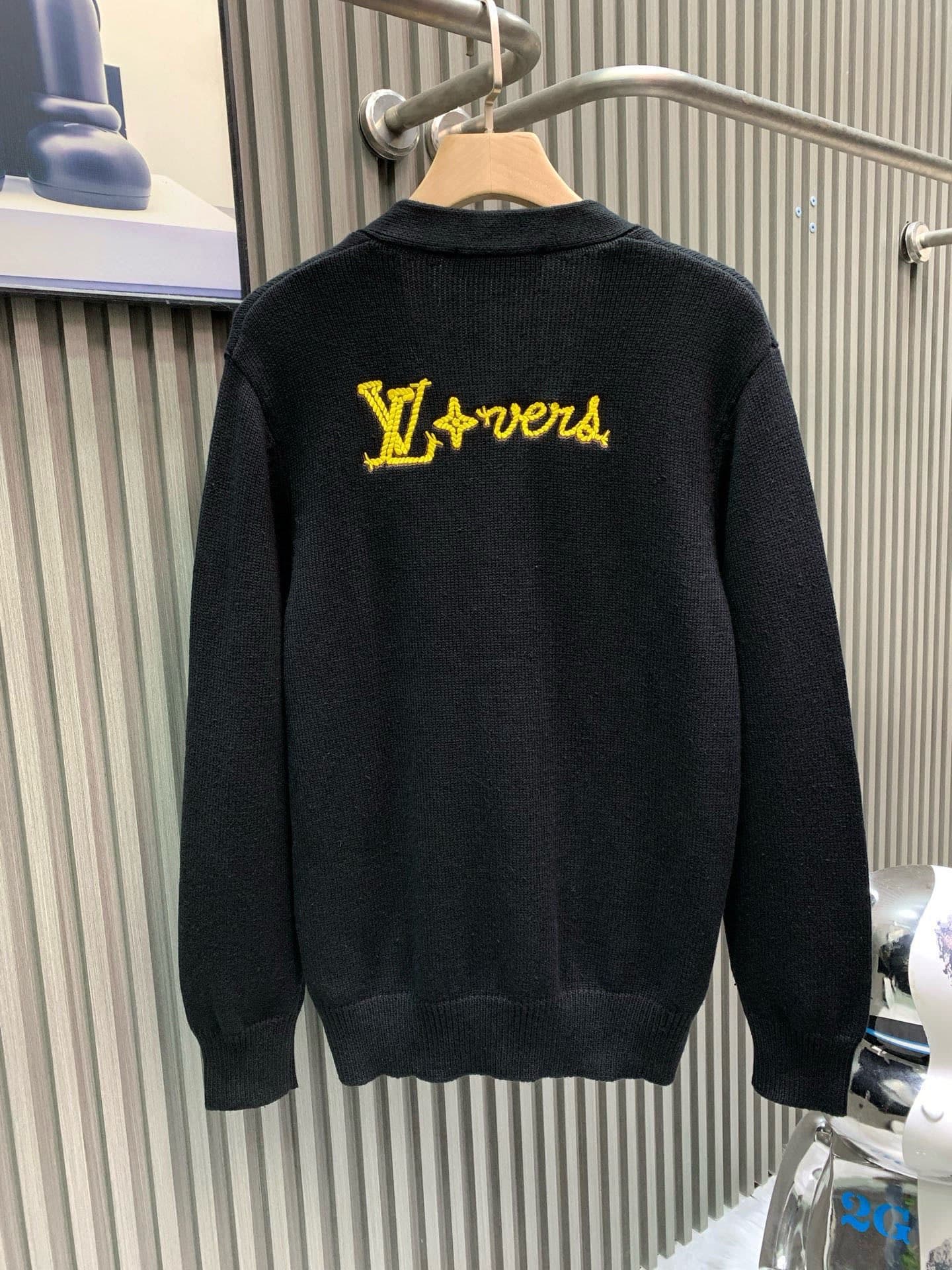 C10245 🀄️  Louis Vuitton — image 2