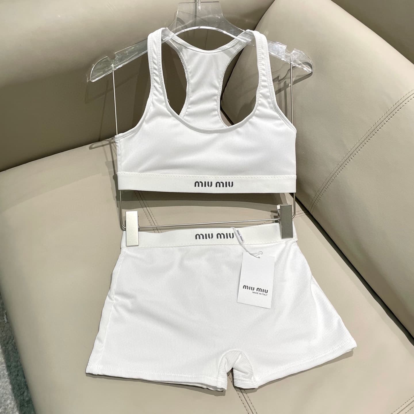C24964 MiuMiu swimsuit – Miumiu’s new split-type swimsuit. Knitted fabric, fashionable and trendy 😍🥰 Suitable for various swimming scenarios 🏊‍♀️ At the beach, swimming pools, hot springs, water parks, and kayaking – it works perfectly 😌 It can also be wo — image 7