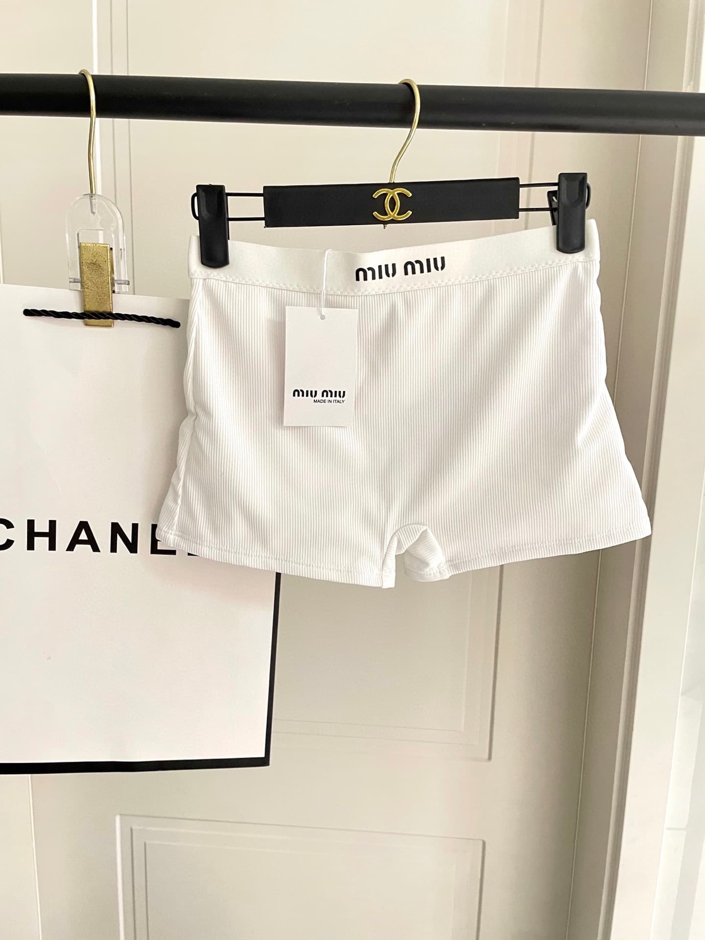 C24964 MiuMiu swimsuit – Miumiu’s new split-type swimsuit. Knitted fabric, fashionable and trendy 😍🥰 Suitable for various swimming scenarios 🏊‍♀️ At the beach, swimming pools, hot springs, water parks, and kayaking – it works perfectly 😌 It can also be wo — image 4