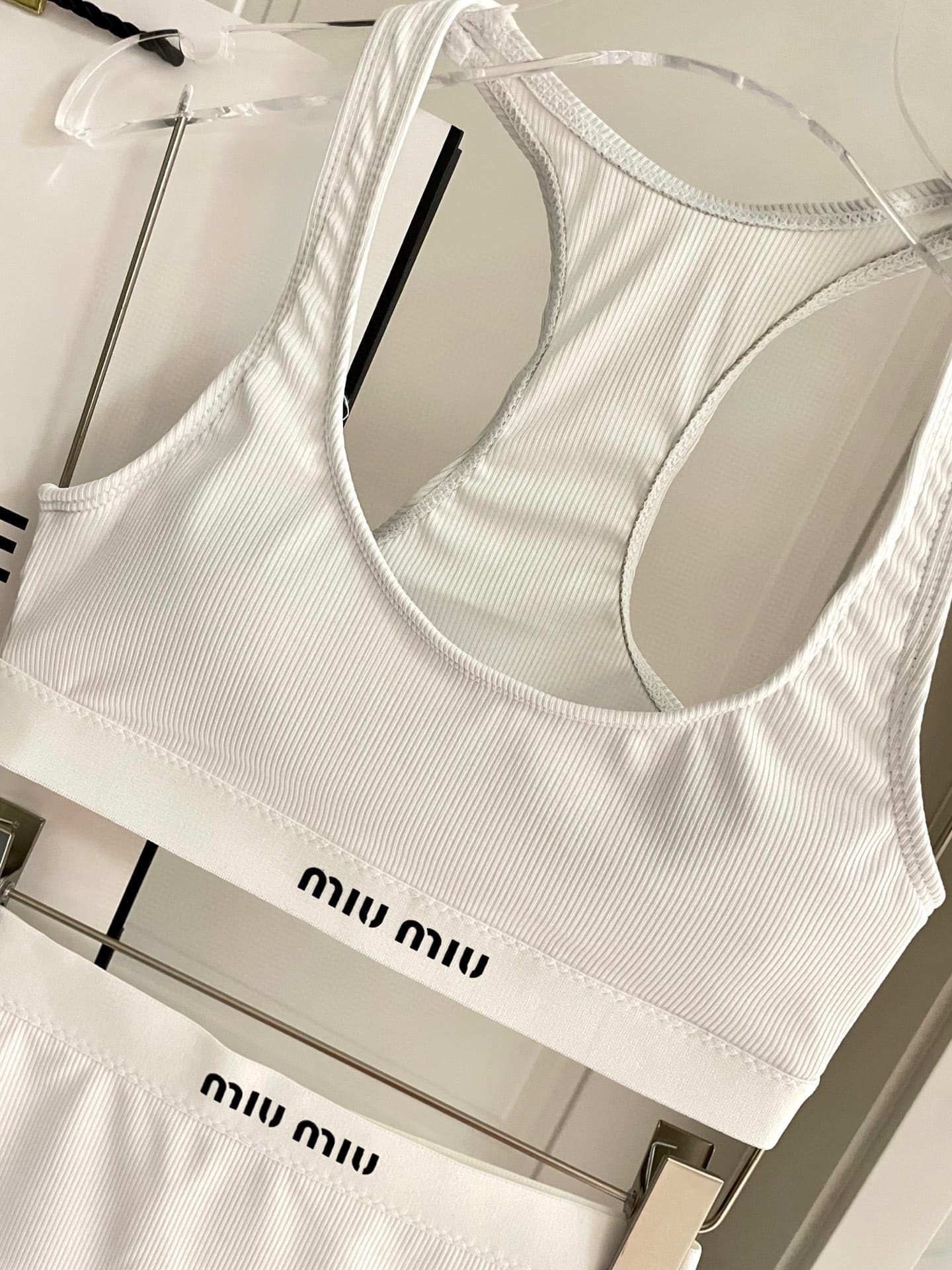 C24964 MiuMiu swimsuit – Miumiu’s new split-type swimsuit. Knitted fabric, fashionable and trendy 😍🥰 Suitable for various swimming scenarios 🏊‍♀️ At the beach, swimming pools, hot springs, water parks, and kayaking – it works perfectly 😌 It can also be wo — image 6
