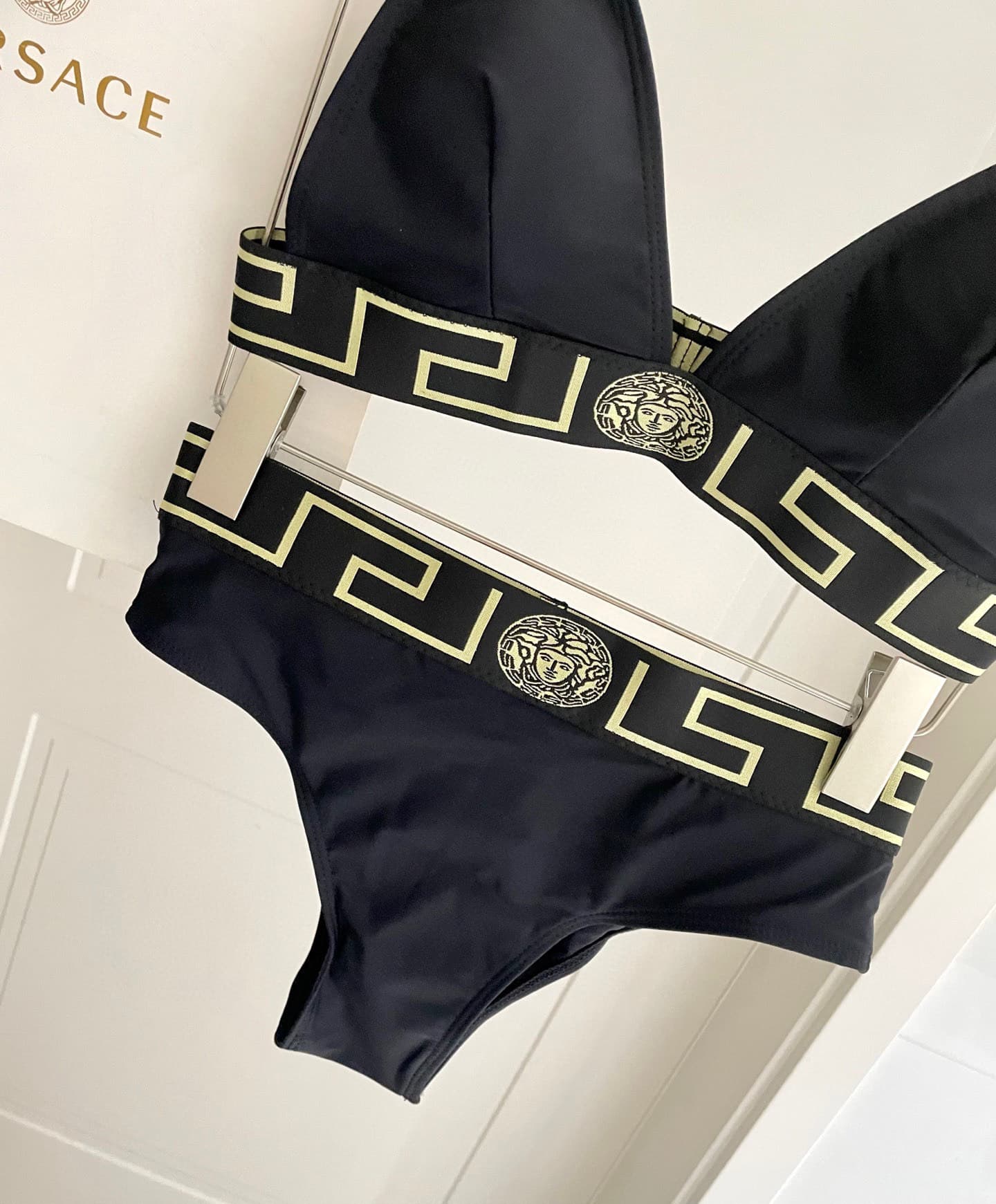 C24928 Versace swimsuits – New Versace bikinis 😍🥰 These swimsuits are suitable for various situations 🏊‍♀️ At the beach, swimming pools, hot springs, water parks, and rafting trips – they’re all great! They can also be worn with inner garments. The one-pi — image 3
