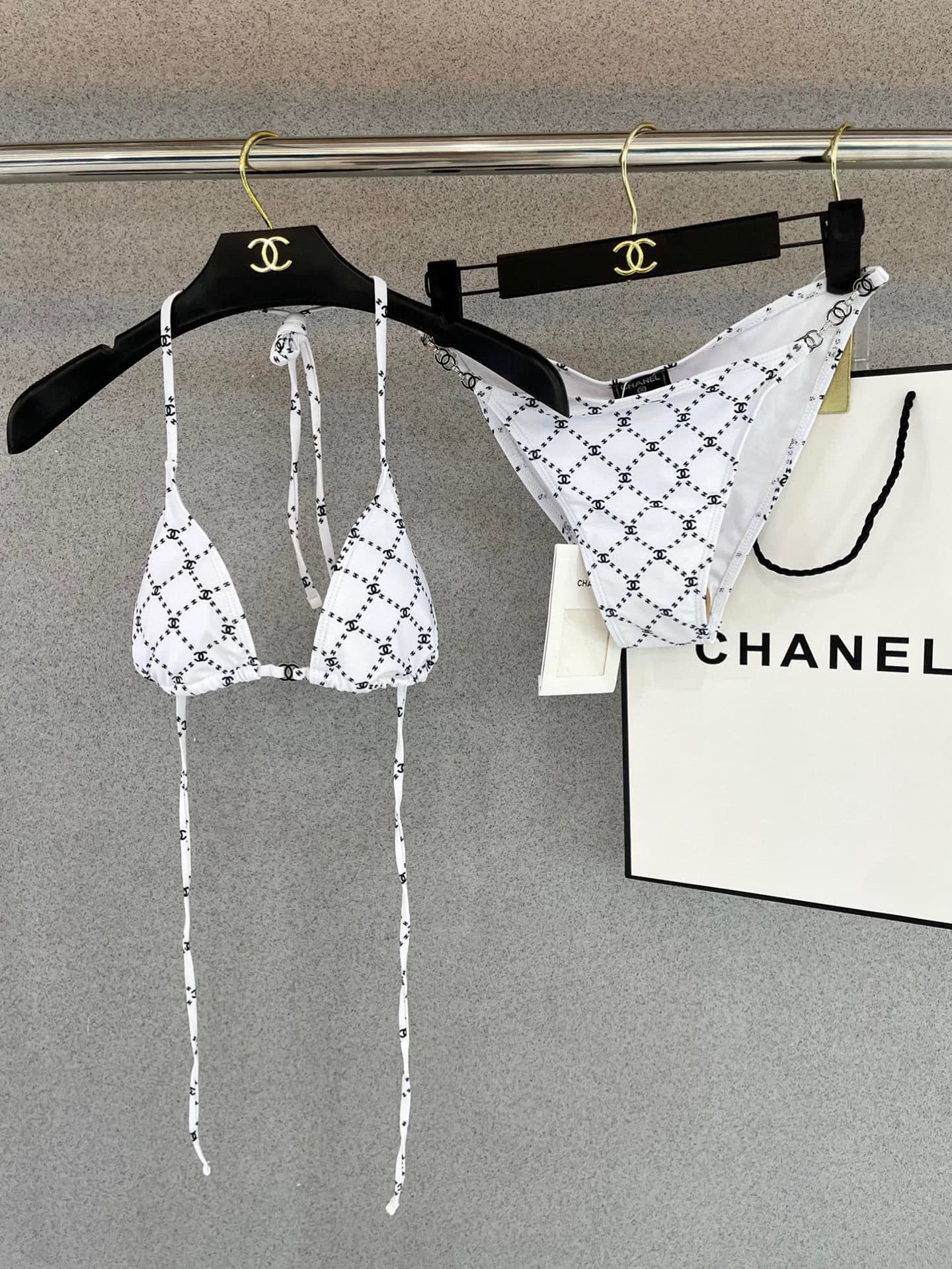 C24920 Chanel swimsuits – Chanel’s new bikinis 👙❤️😍🥰 are suitable for various swimming scenarios 🏊‍♀️ such as by the sea, in pools, in hot springs, at water parks, and during rafting trips 😌 They can be worn both as underwear and outer clothing. — image 4