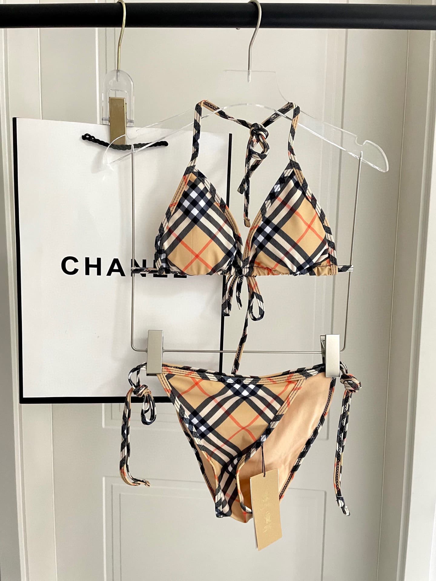 C24916 Balmain swimsuit – New model from Balmain’s boutique, split design 😍🥰 Suitable for various swimming scenarios 🏊‍♀️ At the beach, swimming pools, hot springs, water parks, and rafting trips – all are perfect 😌 It can also be worn with inner clothes. — image 3
