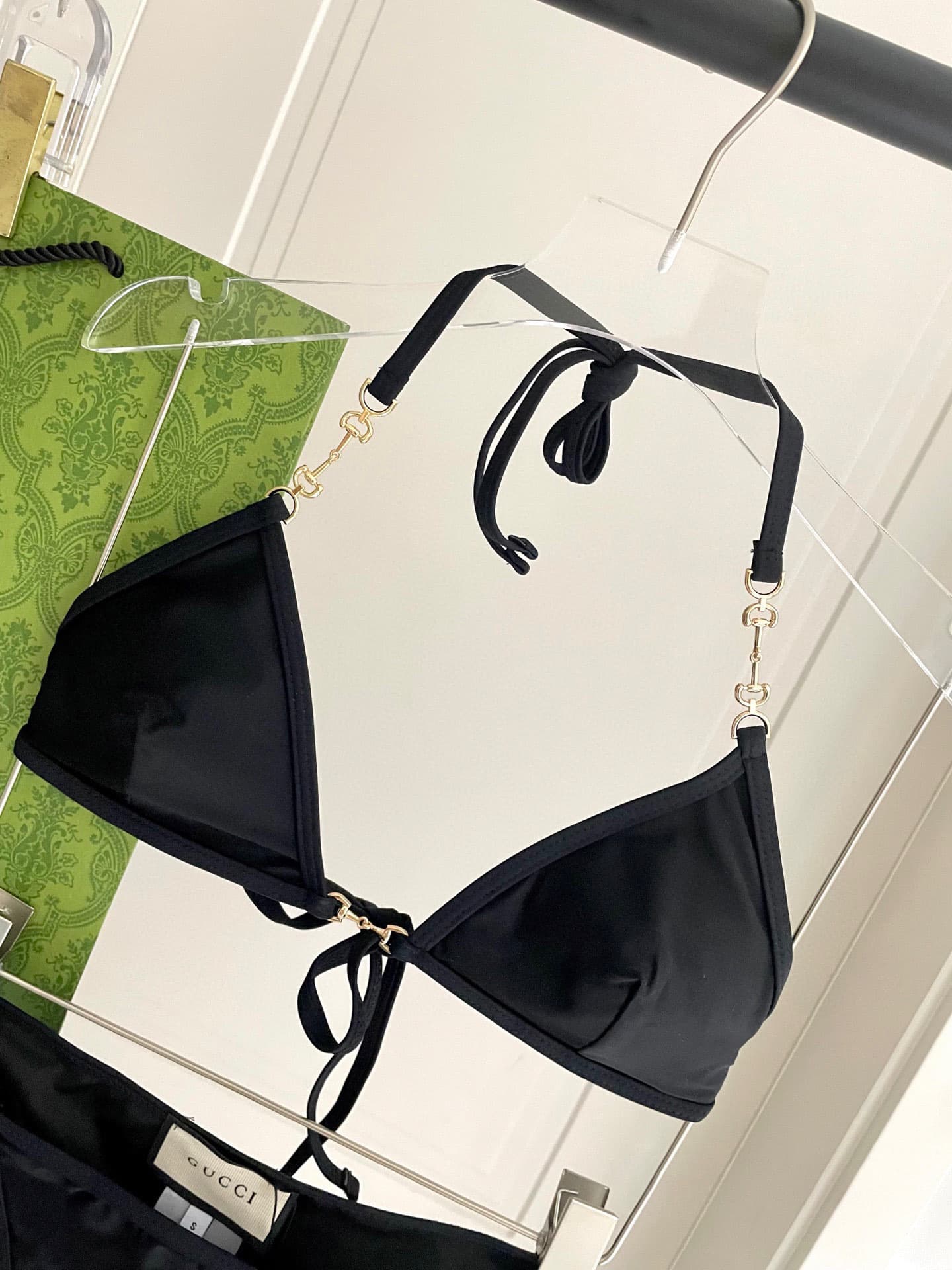 C24904 Gucci swimsuit – Gucci’s new bikini style 😍🥰 It’s a swimsuit suitable for various scenarios 🏊‍♀️ – by the sea, swimming pools, hot springs, water parks, and kayaking – it works well all the time 😌 It can also be worn with other items; the one-piece — image 2