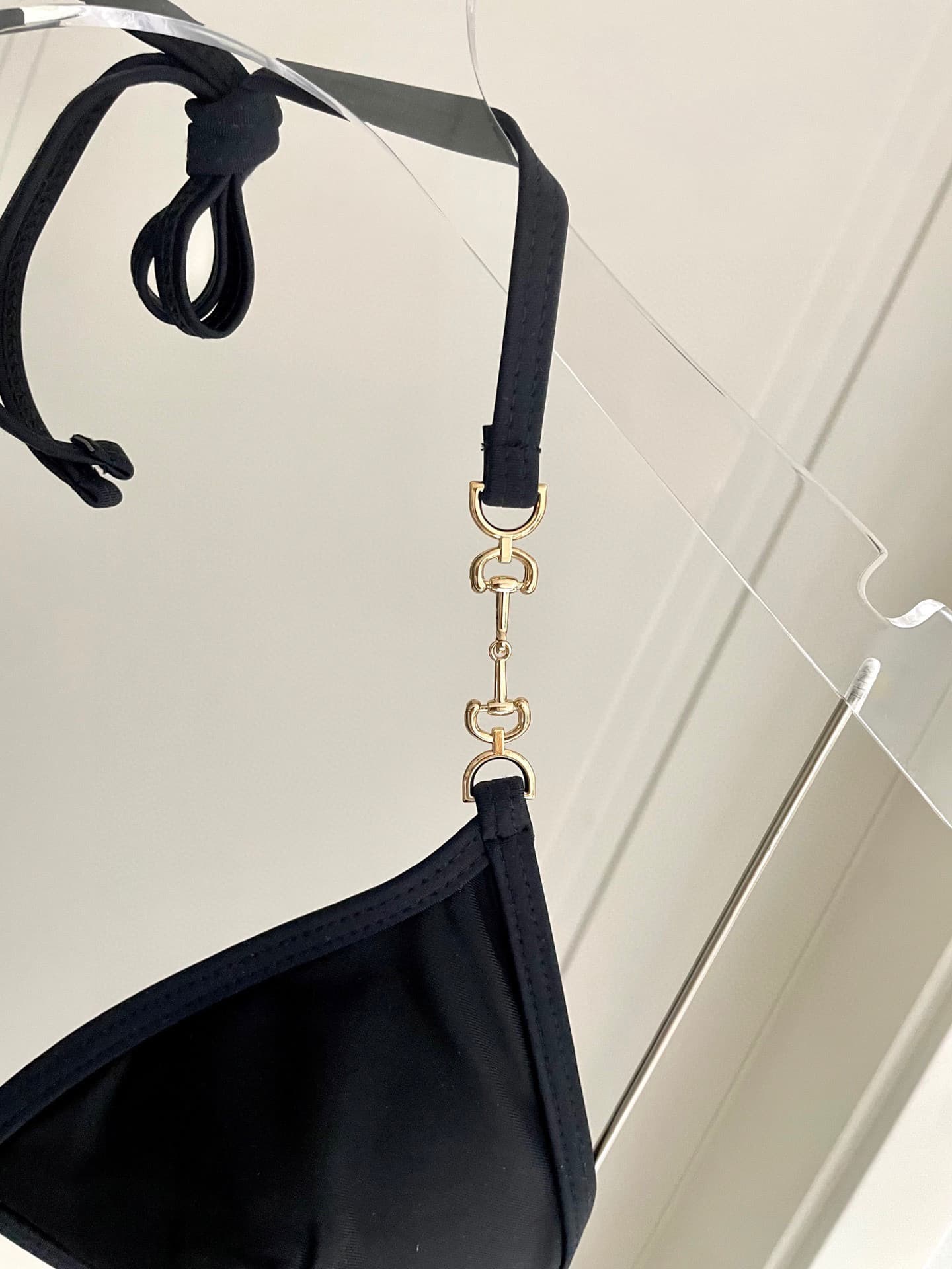 C24904 Gucci swimsuit – Gucci’s new bikini style 😍🥰 It’s a swimsuit suitable for various scenarios 🏊‍♀️ – by the sea, swimming pools, hot springs, water parks, and kayaking – it works well all the time 😌 It can also be worn with other items; the one-piece — image 3
