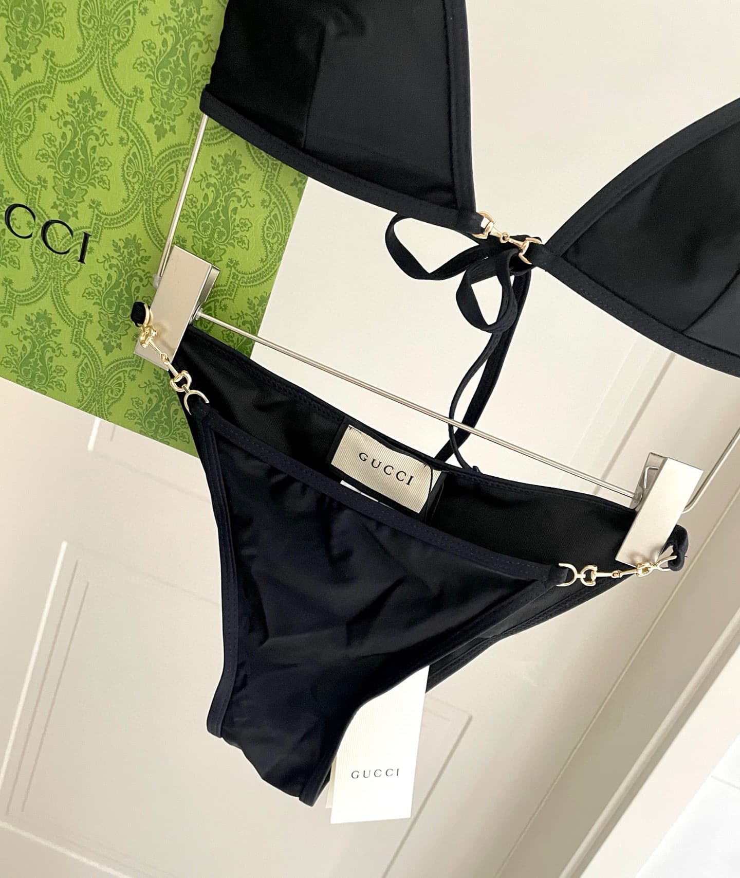 C24904 Gucci swimsuit – Gucci’s new bikini style 😍🥰 It’s a swimsuit suitable for various scenarios 🏊‍♀️ – by the sea, swimming pools, hot springs, water parks, and kayaking – it works well all the time 😌 It can also be worn with other items; the one-piece — image 4