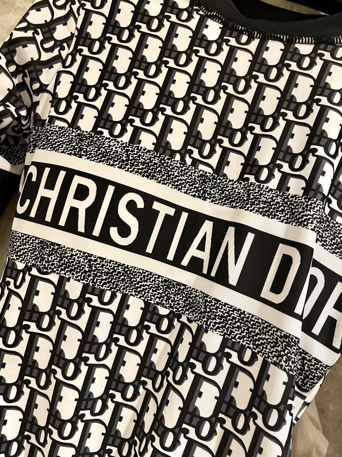 C24897 Dior swimsuit – Chanel Dior long-sleeved, sexy goddess 🥰😍👙❤️😍🥰 – suitable for various scenarios 🏊‍♀️ At the beach, swimming pools, hot springs, water parks, and rafting trips – all are great options 😌 It can be worn both under clothes and on top as — image 6