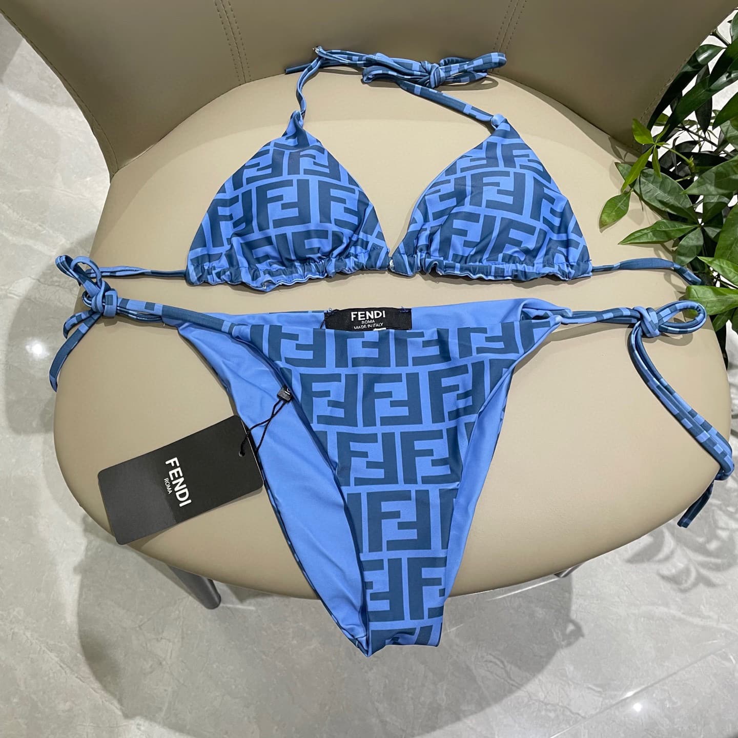 C24877 Fendi swimsuits. Fendi-printed bikini swimsuits – perfect for the upper body! They are released simultaneously in various stores, thus giving a fashionable look naturally. They effectively age-reducing, and convey a youthful, energetic vibe. SML Xl — image 8