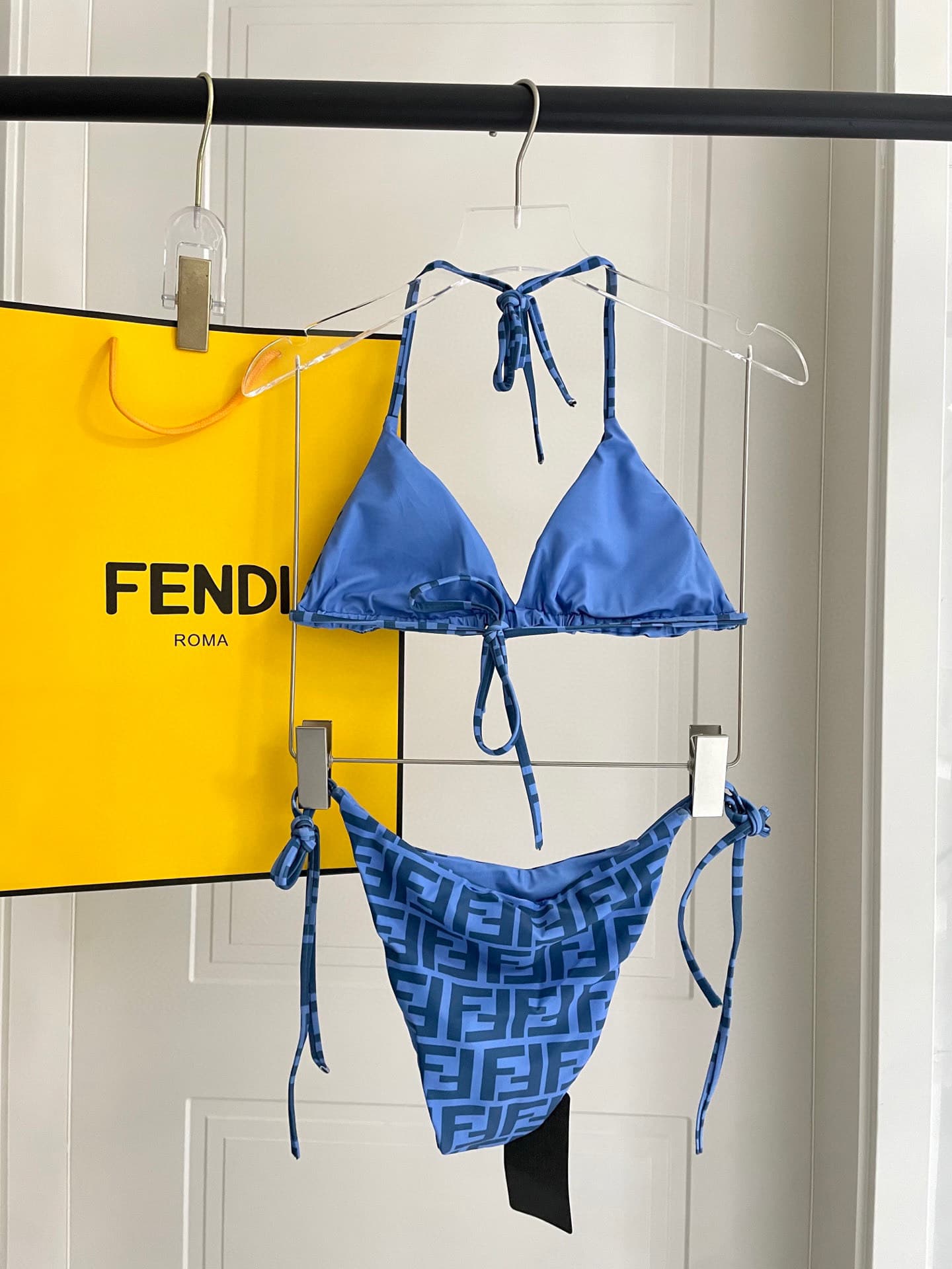 C24877 Fendi swimsuits. Fendi-printed bikini swimsuits – perfect for the upper body! They are released simultaneously in various stores, thus giving a fashionable look naturally. They effectively age-reducing, and convey a youthful, energetic vibe. SML Xl — image 4