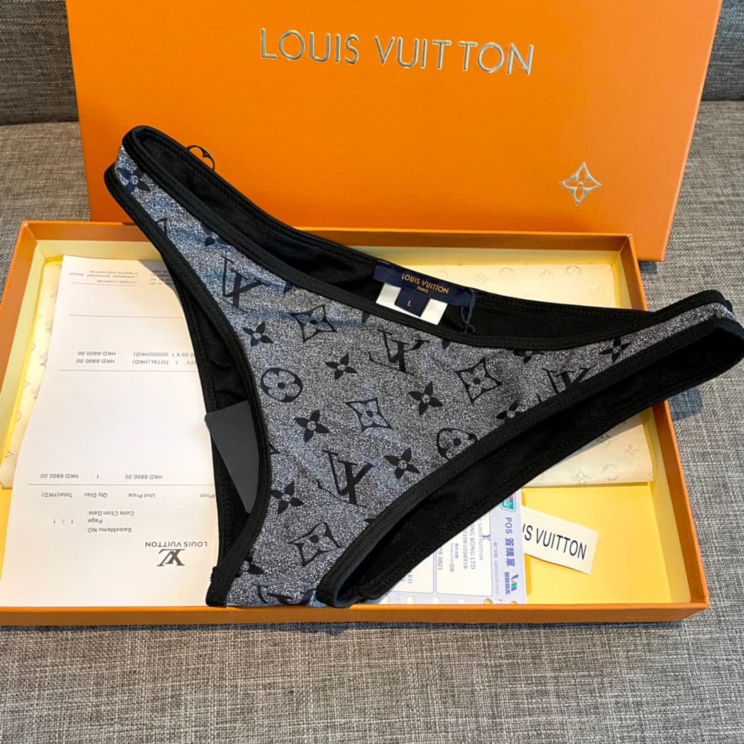 C24874 Lv swimsuit – Lv bikini 😍🥰 – It’s a swimsuit suitable for various scenarios 🏊‍♀️. It can be used at the beach, swimming pools, hot springs, water parks, and for rafting activities 😌. It can also be worn with inner garments. The one-piece design cov — image 8