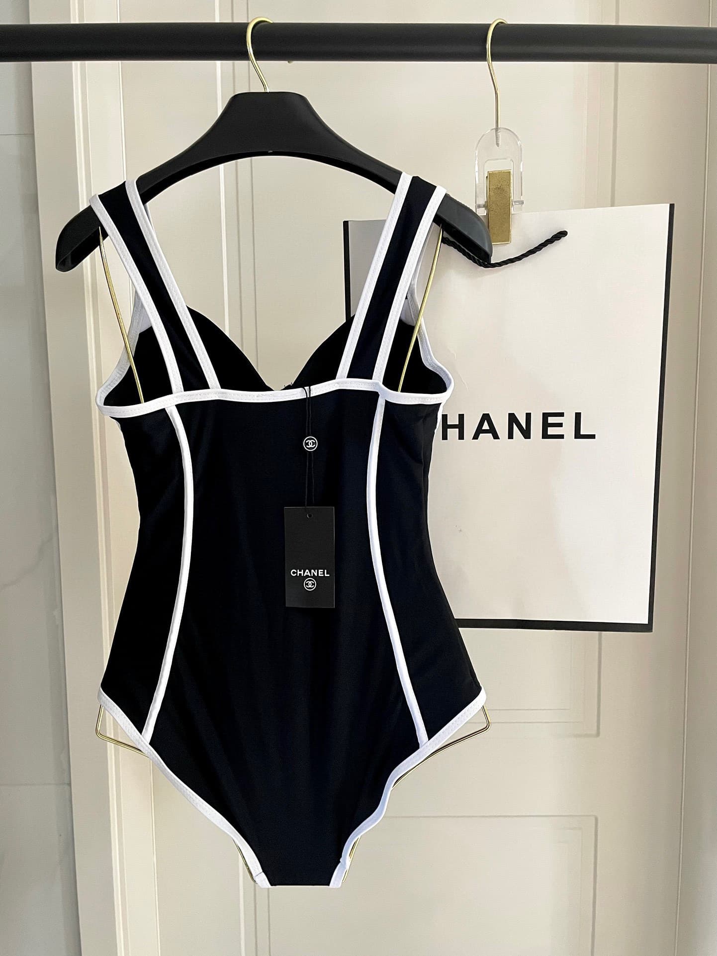 C24883 Chanel swimsuits – Chanel’s new swimsuits 😍🥰 These swimsuits are suitable for various situations 🏊‍♀️ Whether it’s by the sea, in a swimming pool, at hot springs, or in water parks – they work perfectly 😌 They can also be worn with inner clothes. T — image 5