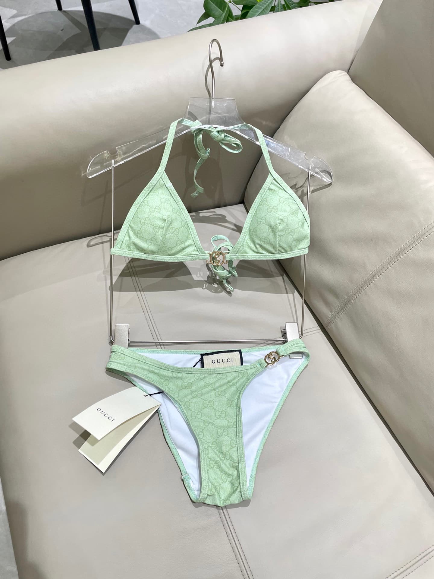 C24880 Gucci swimsuits – New Gucci bikinis, suitable for various situations 🏊‍♀️ Whether at the beach, in a swimming pool, in hot springs, or at water parks – they work well 😌 They can also be worn with inner clothes. The one-piece design covers the body  — image 7
