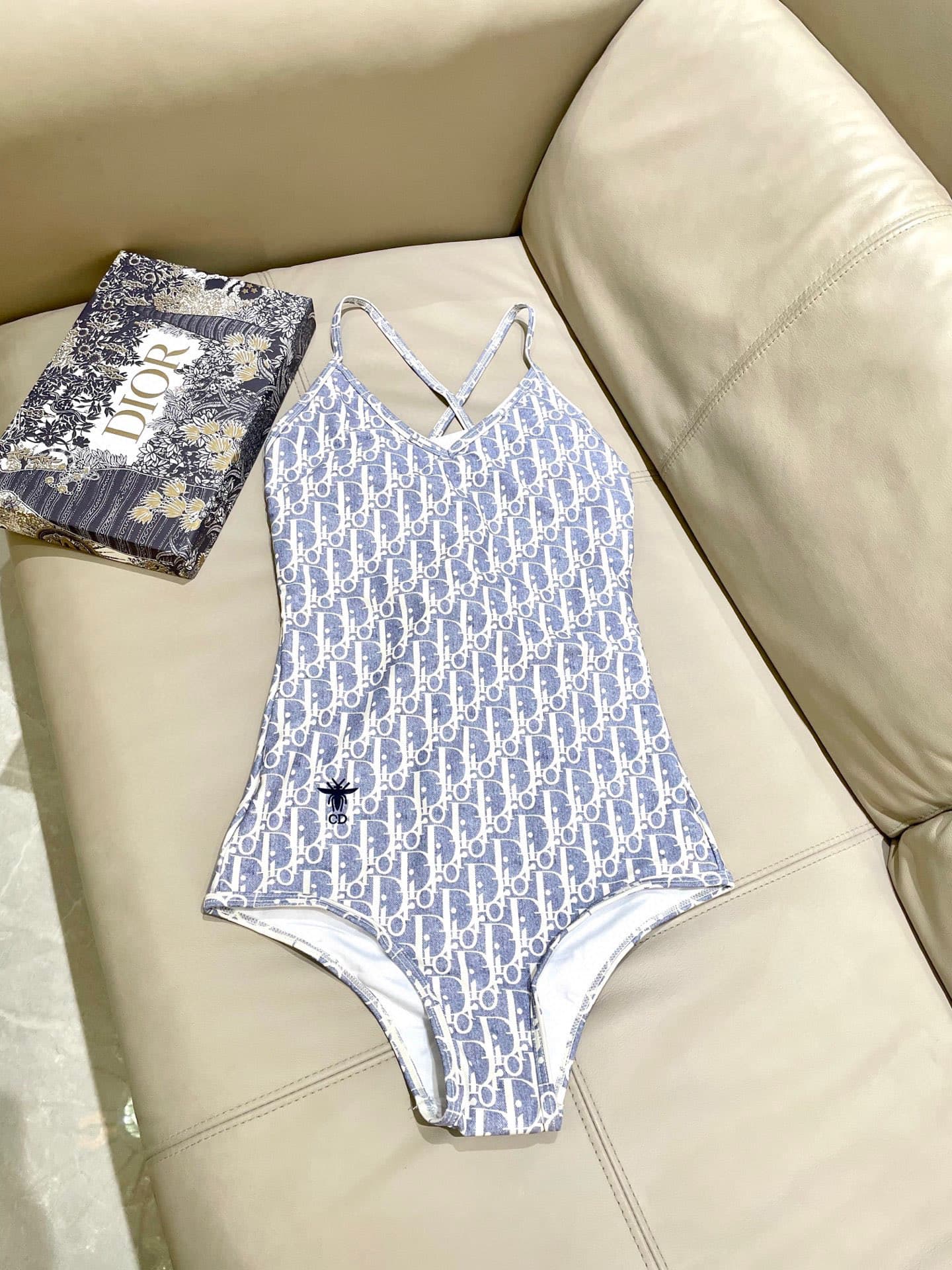 C24869 Diore swimsuit – New Diore one-piece swimsuit, trendy and fashionable 😍🥰 Suitable for various swimming scenarios 🏊‍♀️ At the beach, swimming pools, hot springs, water parks, and rafting – all are perfect! It can also be worn with inner clothes. The — image 8