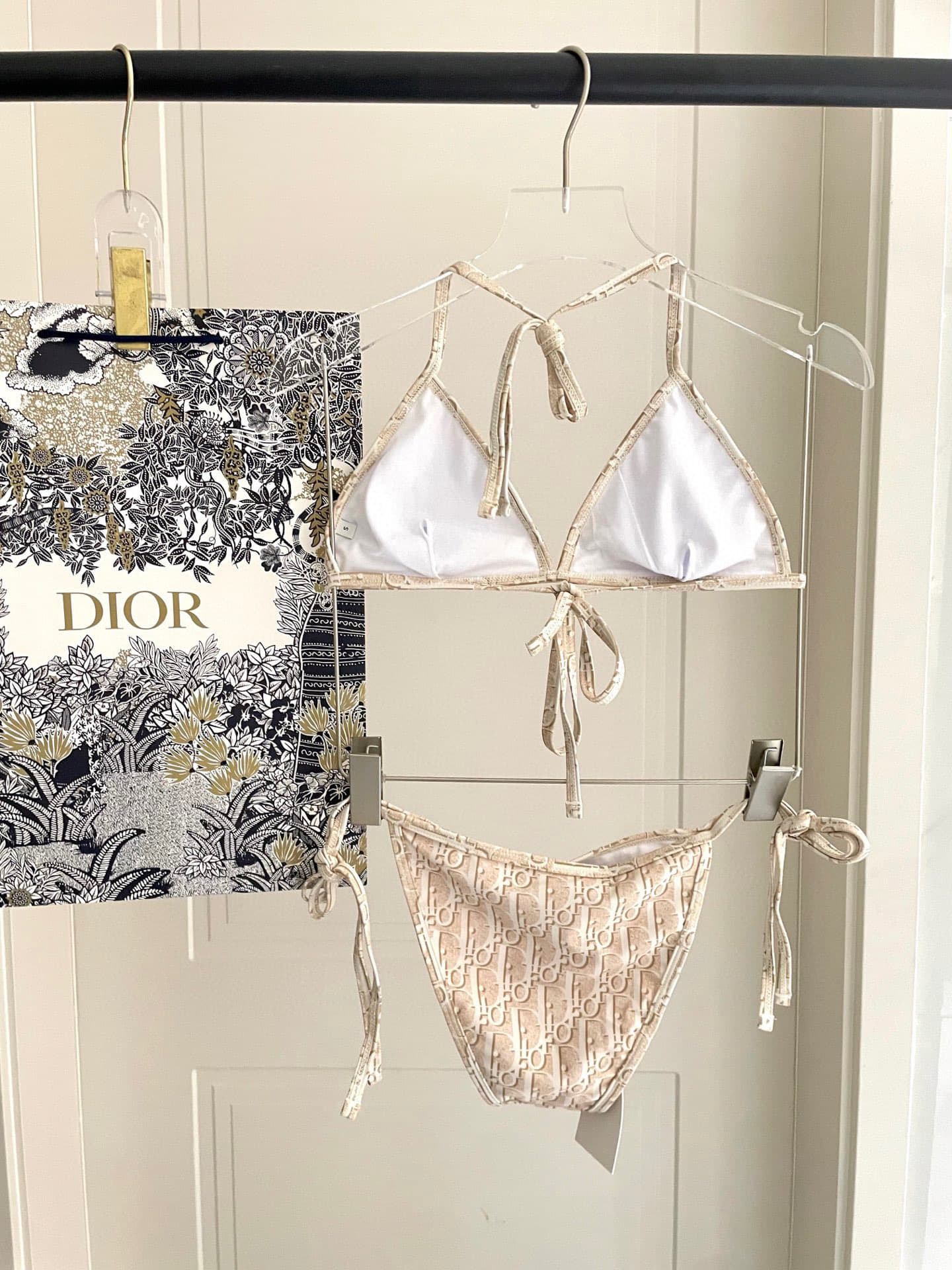 C24866 Diox swimsuit – New Diox one-piece swimsuit with three-piece set, bikini + skirt, stylish and trendy 😍🥰 Suitable for various swimming scenarios 🏊‍♀️ At the beach, swimming pool, hot springs, water park, or rafting – all are great options 😌 It can a — image 6
