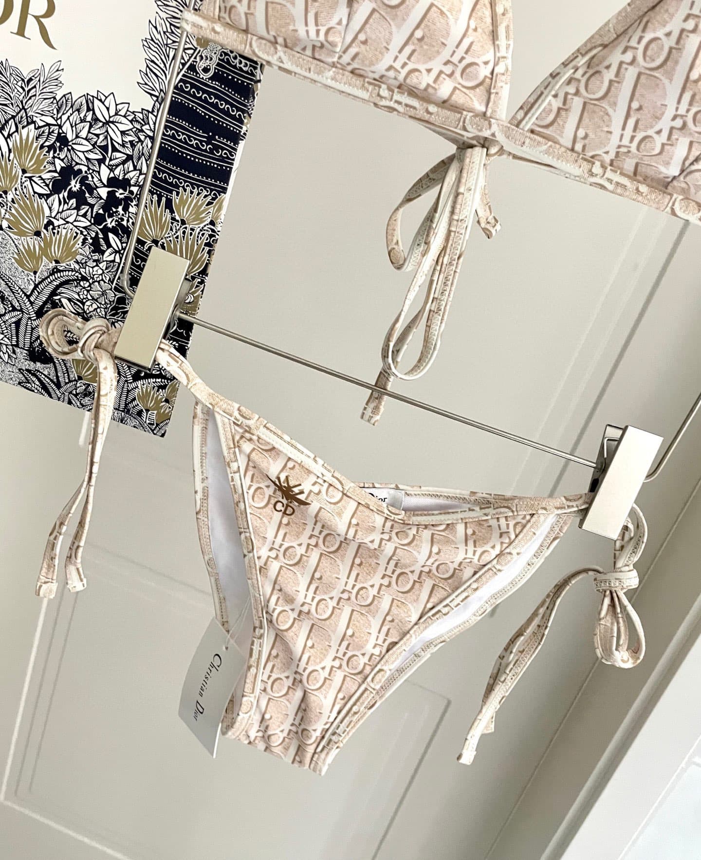 C24866 Diox swimsuit – New Diox one-piece swimsuit with three-piece set, bikini + skirt, stylish and trendy 😍🥰 Suitable for various swimming scenarios 🏊‍♀️ At the beach, swimming pool, hot springs, water park, or rafting – all are great options 😌 It can a — image 5