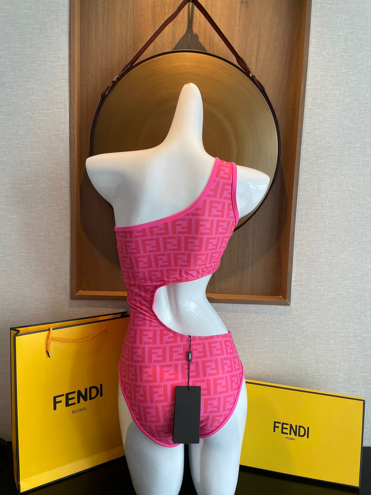 C24871 Fendi swimsuits – Fendi one-piece swimsuits 😍🥰 These swimsuits are suitable for various situations 🏊‍♀️ At the beach, swimming pools, hot springs, water parks, and rafting – all are great options 😌 They can also be worn with inner garments. The one — image 3