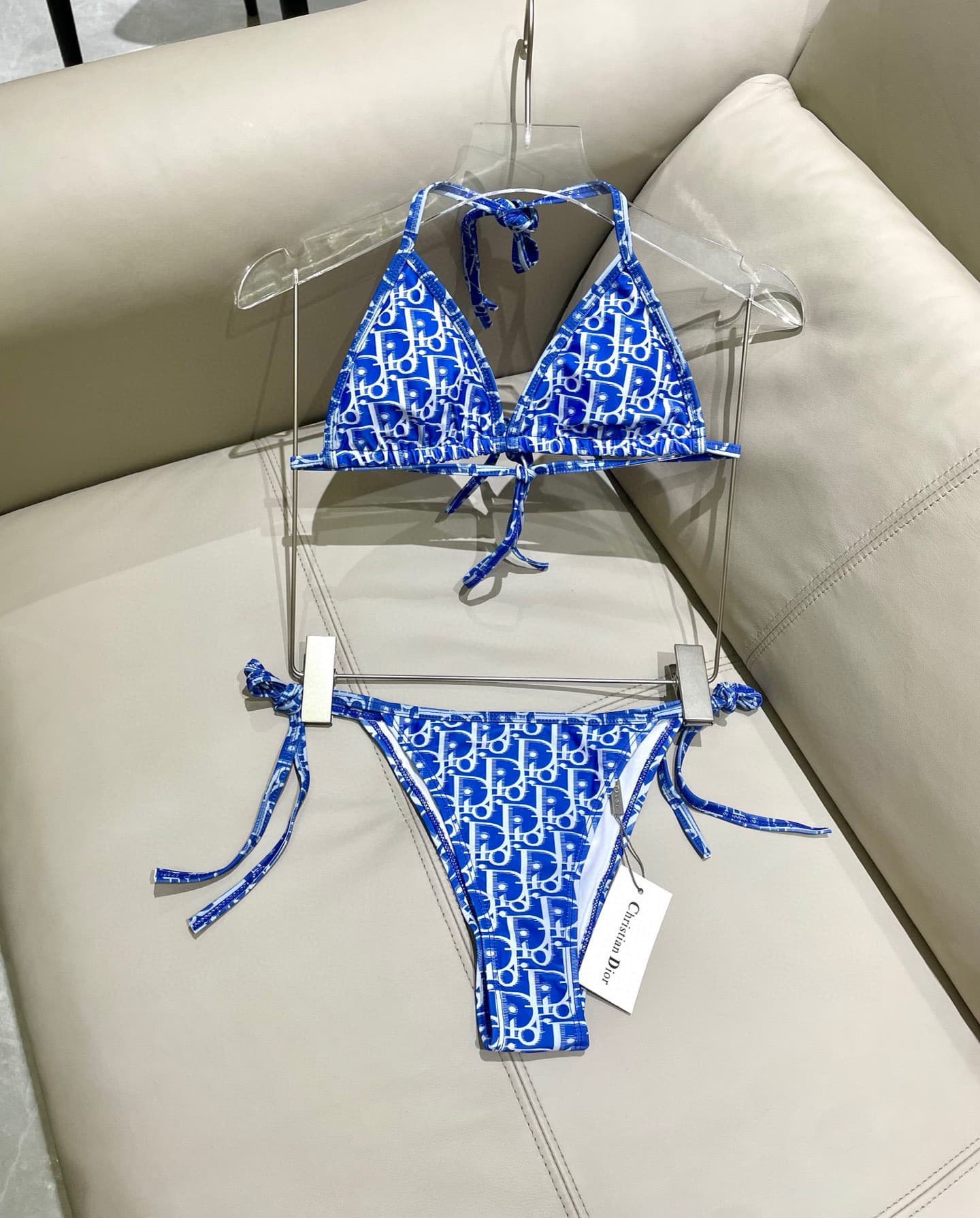 C24856 Dioxi swimsuits – Dioxi’s new styles of bikini👙❤️😍🥰 are suitable for various swimming scenarios🏊‍♀️ At the beach, swimming pools, hot springs, water parks, and rafting trips – all are possible😌 They can be worn both as inner clothing and outer clot — image 4