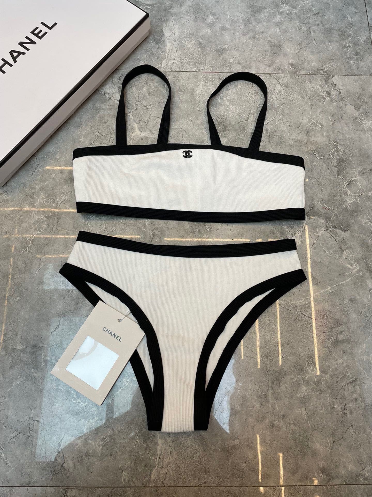 C24855 Chanel swimsuits – Chanel one-piece swimsuits 😍🥰 These swimsuits are suitable for various situations 🏊‍♀️ At the beach, swimming pools, hot springs, water parks, and rafting – they’re all great! They can also be worn with inner clothes. The one-pie — image 8
