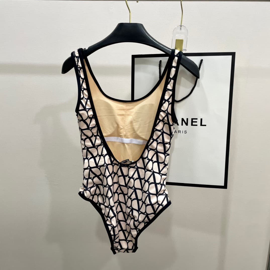 C24838 Valentino swimsuits — image 7
