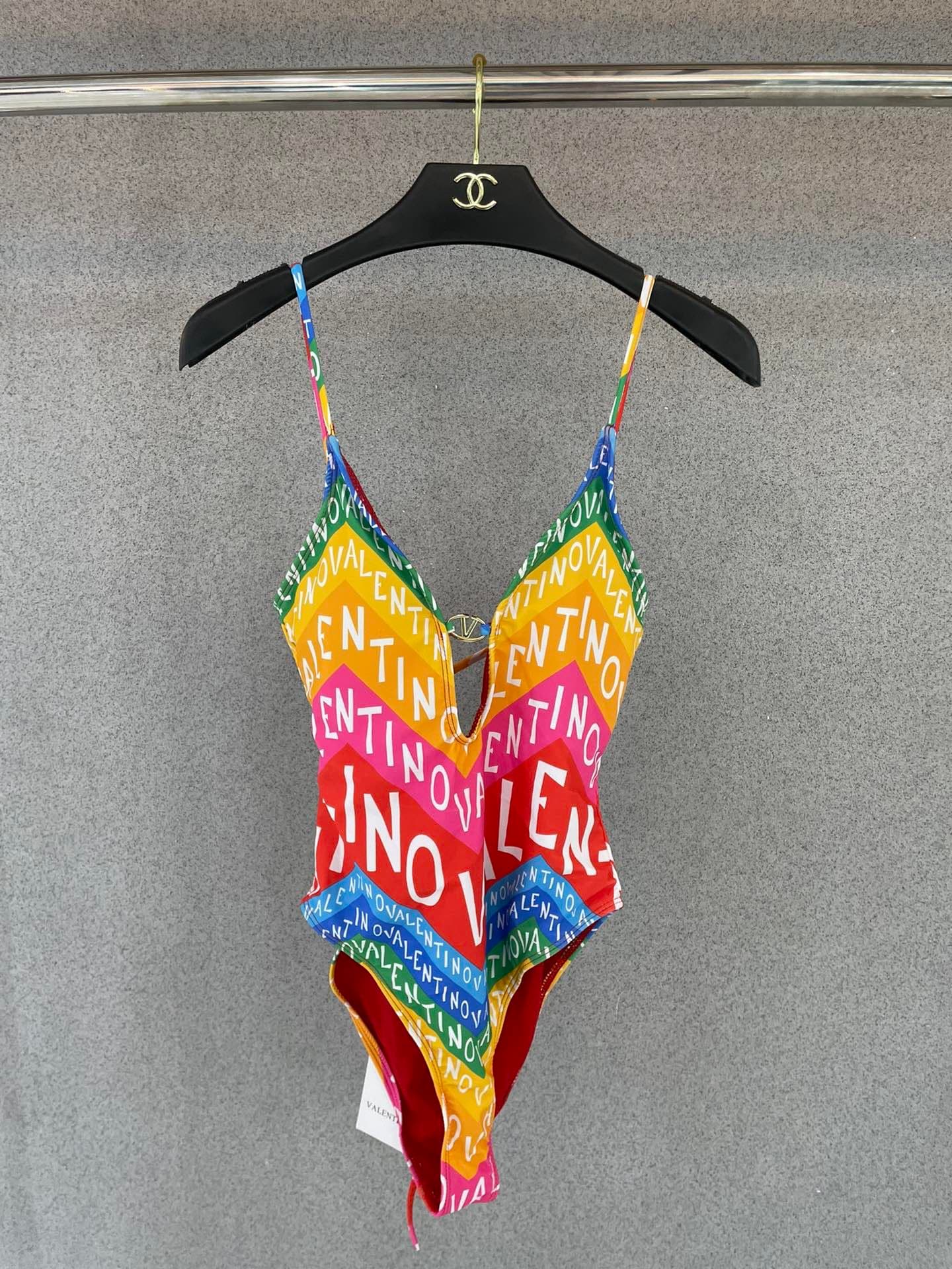 C24836 Valentino swimsuits — image 4