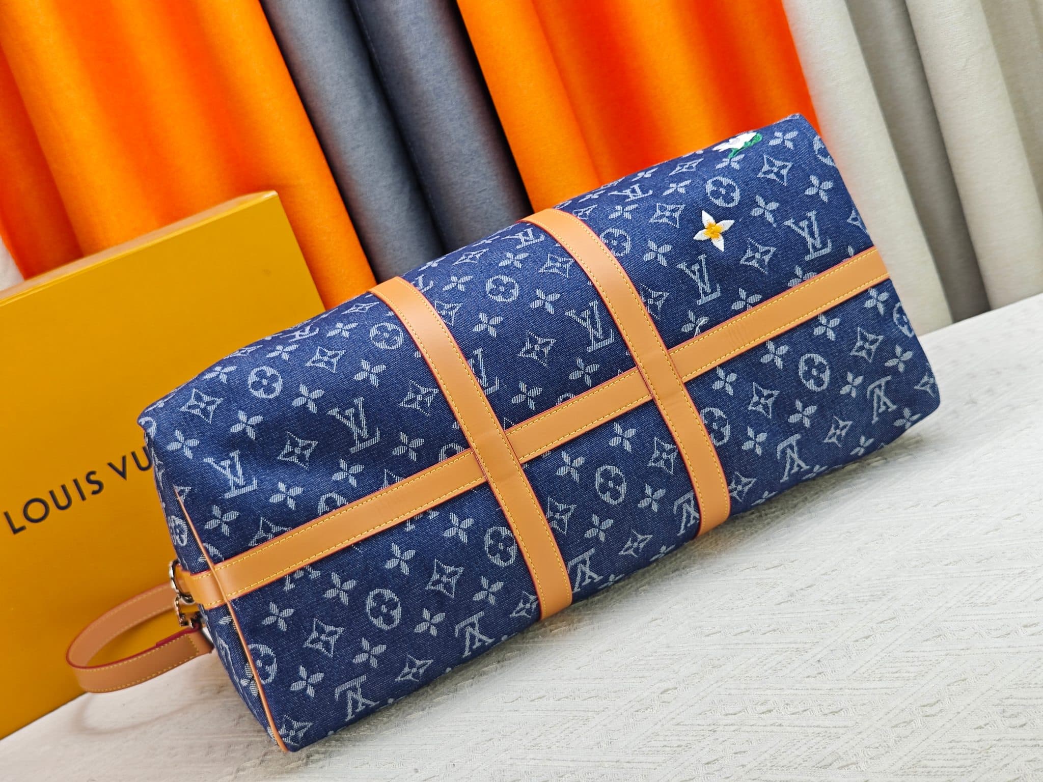 C5311 M27781 M41416 LV keepall BANDOULIÈRE 45 Spring Capsule Collection Embroidery Denim Jeans Travel Bag Travel Pouch Chip Version — image 4
