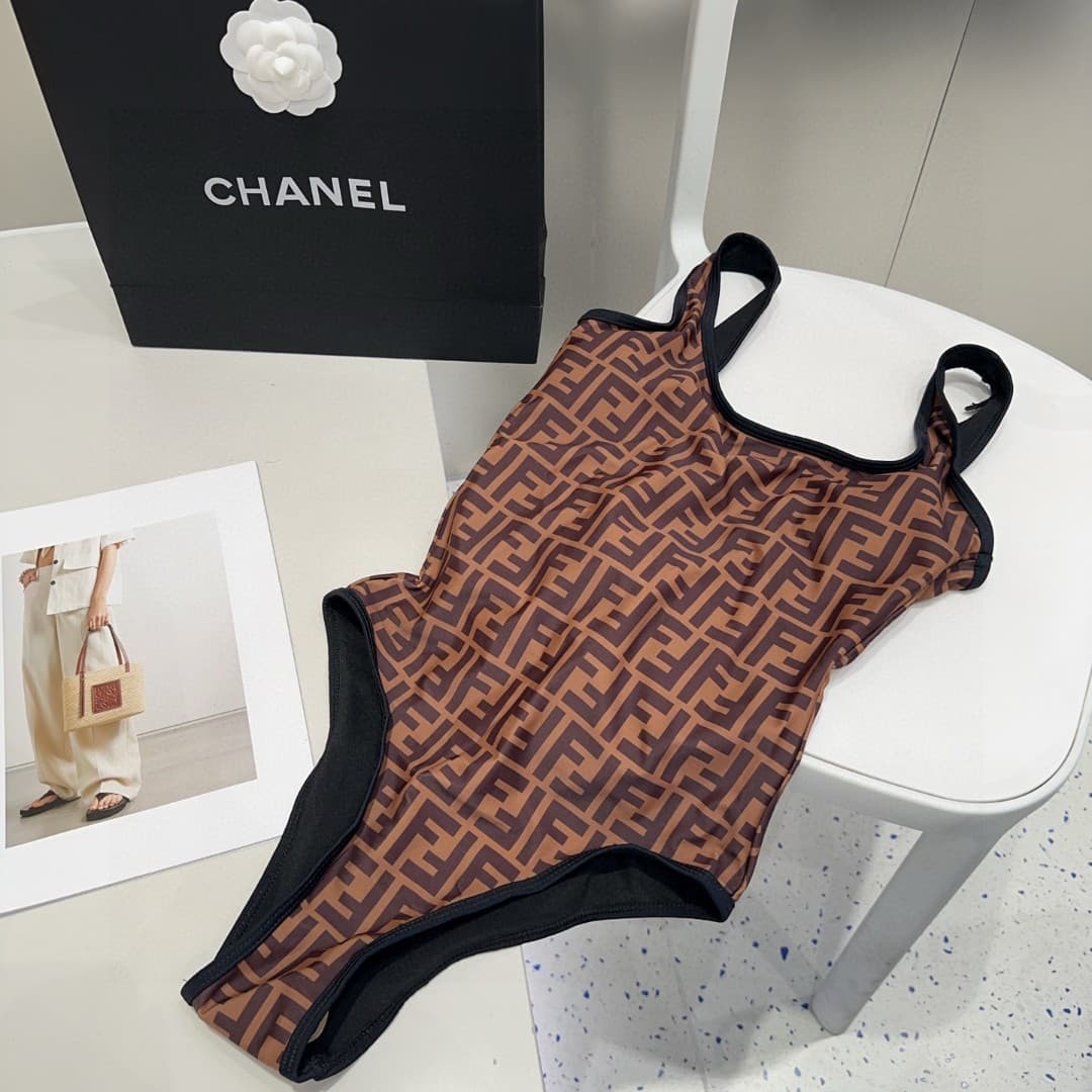 C24923 【♥️🍿️ Gaobanben with packaging】Fendi swimsuits — image 3