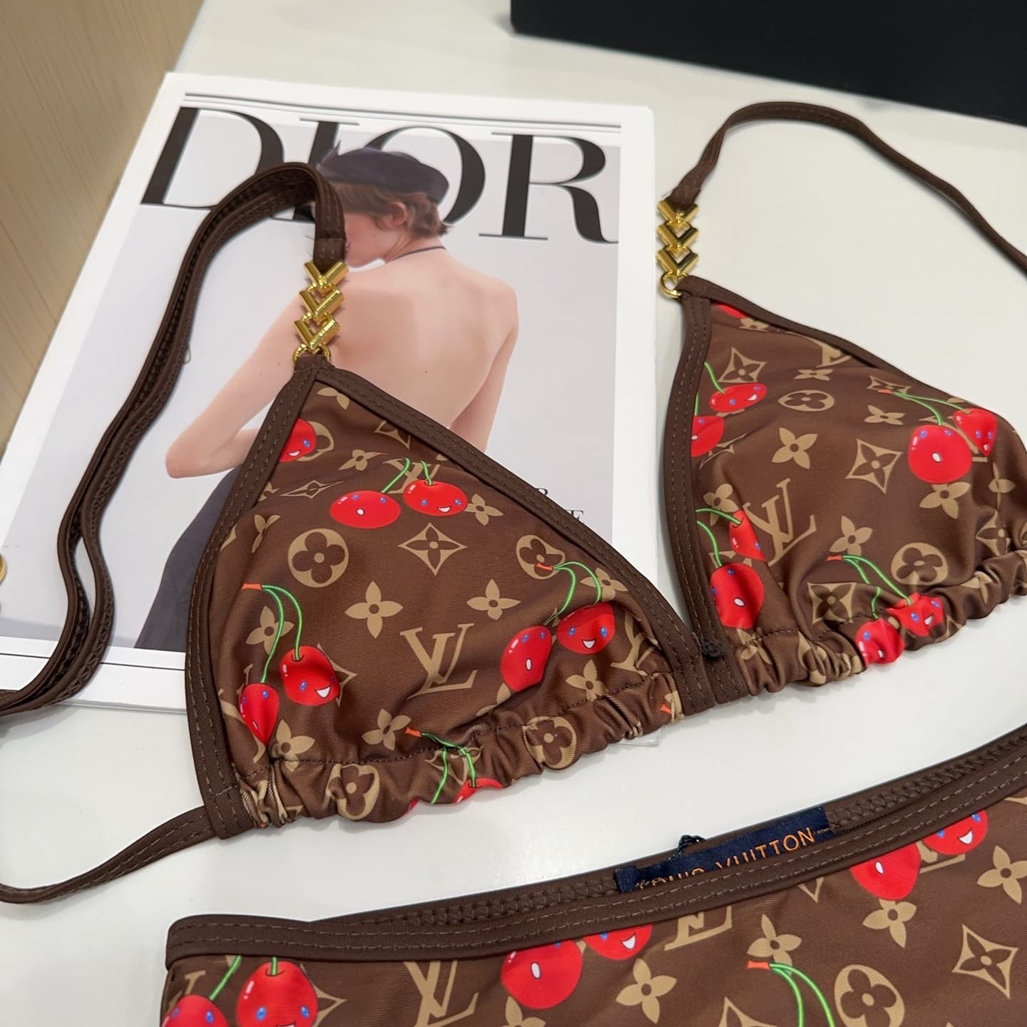 C24864 Lv swimsuit — image 3