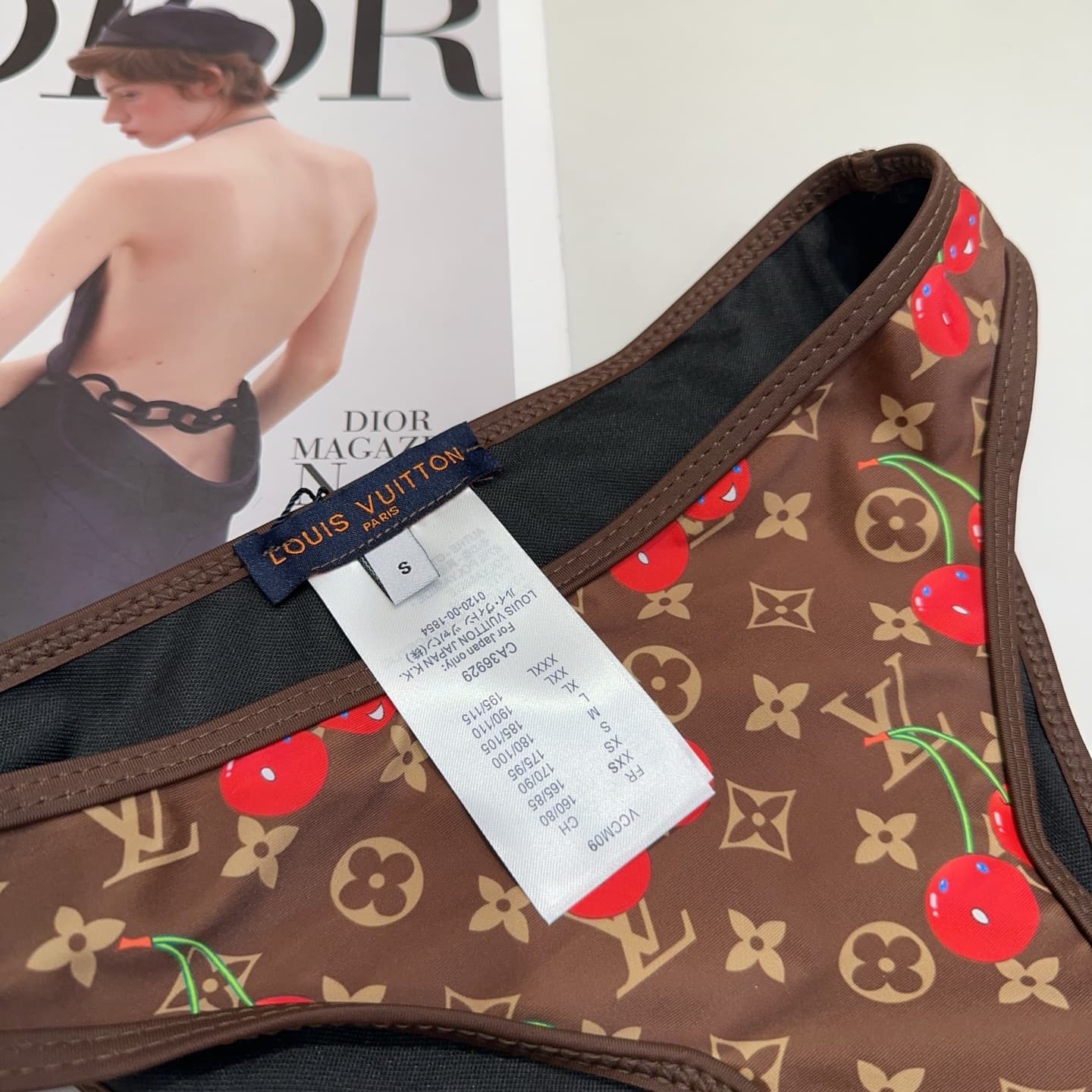 C24864 Lv swimsuit — image 7