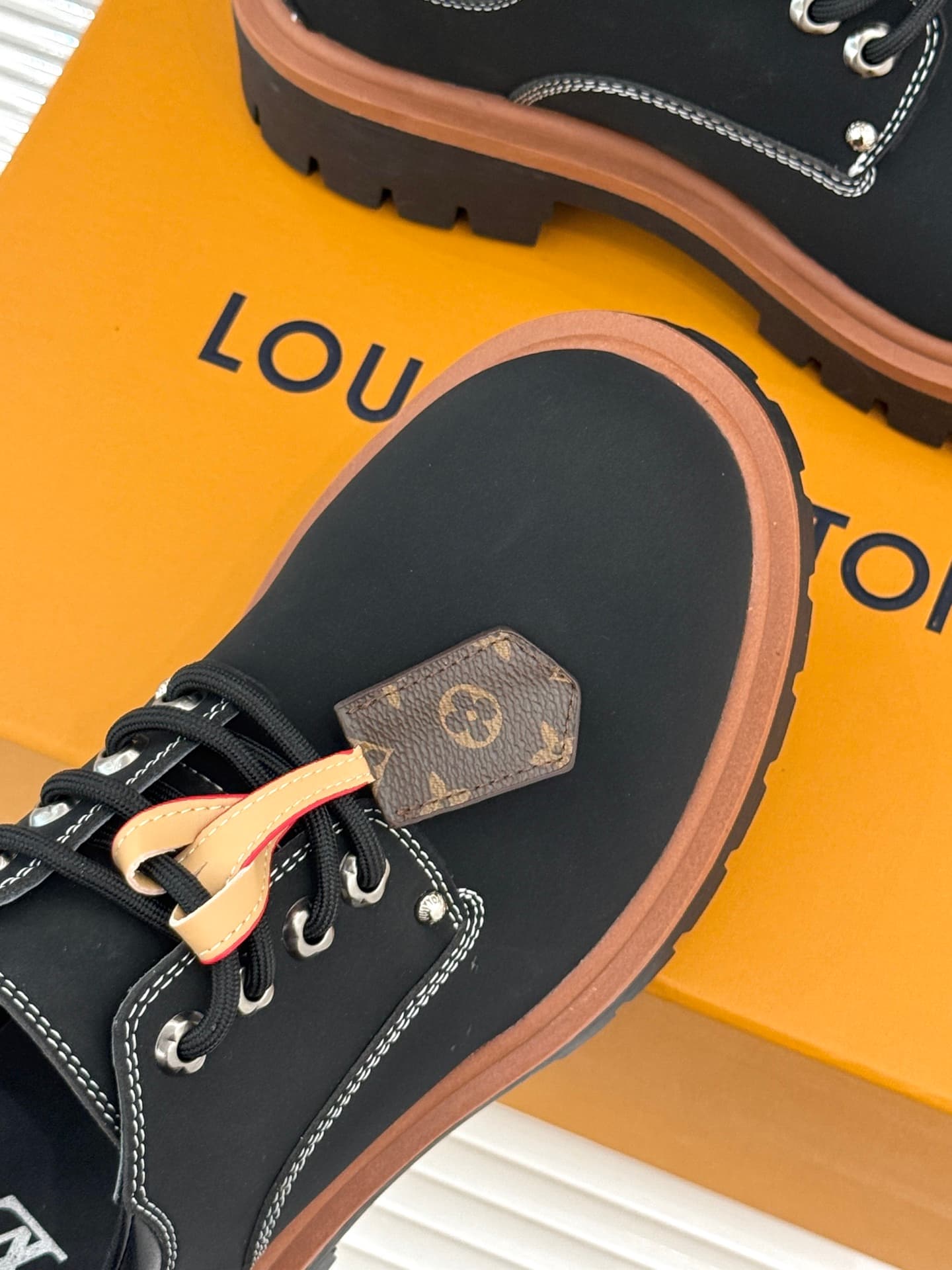 D9081 🏧𝐋𝐕 Remix derby new product — image 7