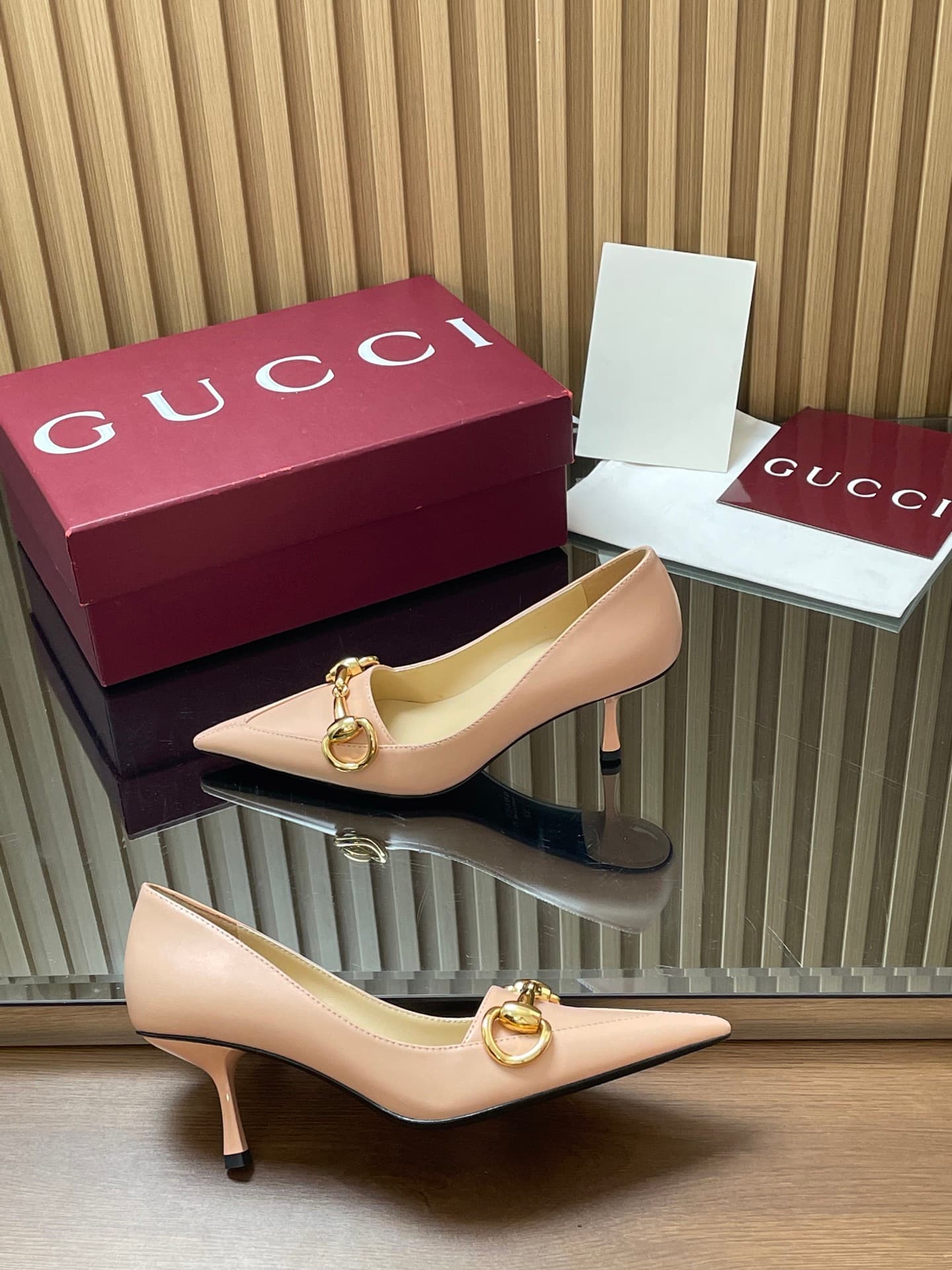 D6882 GuCC High-End Collection 2026 Spring/Summer Boulevard Early Autumn Series’ first model, new design 🆕 High heels, large size with horse buckle fastenings, low heel shoes, stylish high-heel fashion shoes with pointed toe 🔥 Authentic original quality!  — image 8