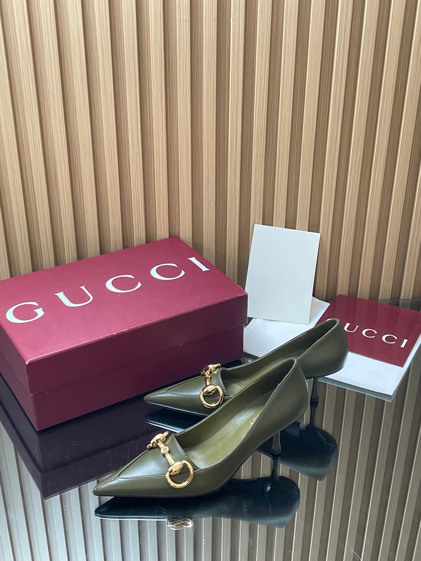 D6879 GuCC High-End Collection 2026 Spring/Summer Boulevard Early Autumn Series First Release, New Design 🆕 High heels, large size with horse buckle, low heel, stylish high heels for women 🔥 Authentic original quality! Every detail is carefully crafted, c — image 4