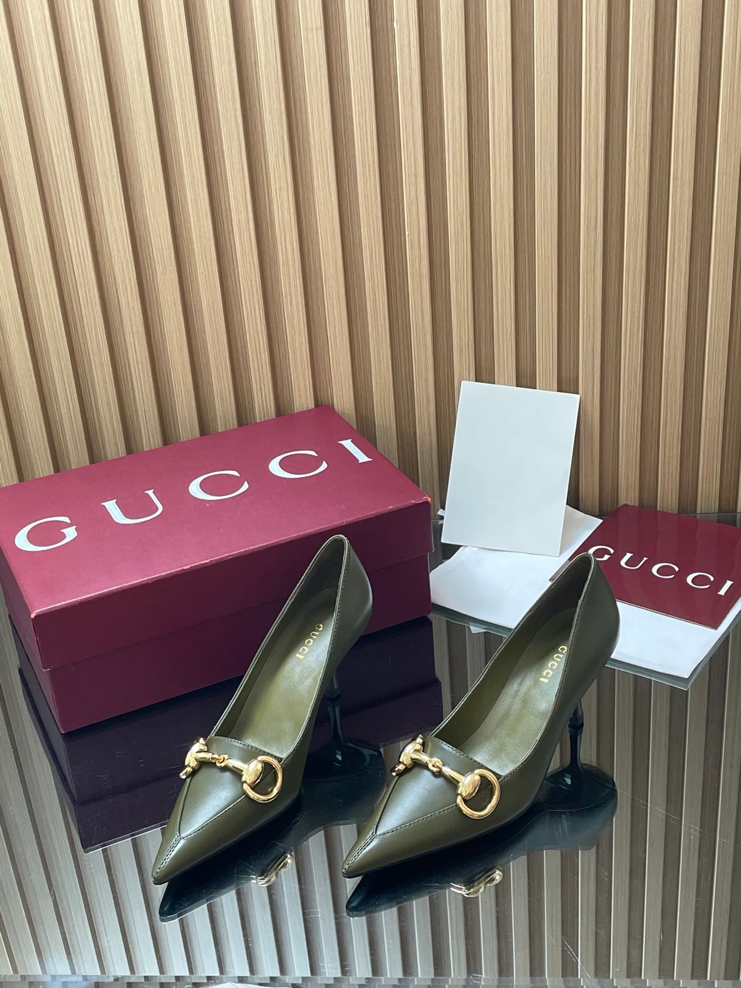 D6879 GuCC High-End Collection 2026 Spring/Summer Boulevard Early Autumn Series First Release, New Design 🆕 High heels, large size with horse buckle, low heel, stylish high heels for women 🔥 Authentic original quality! Every detail is carefully crafted, c — image 3