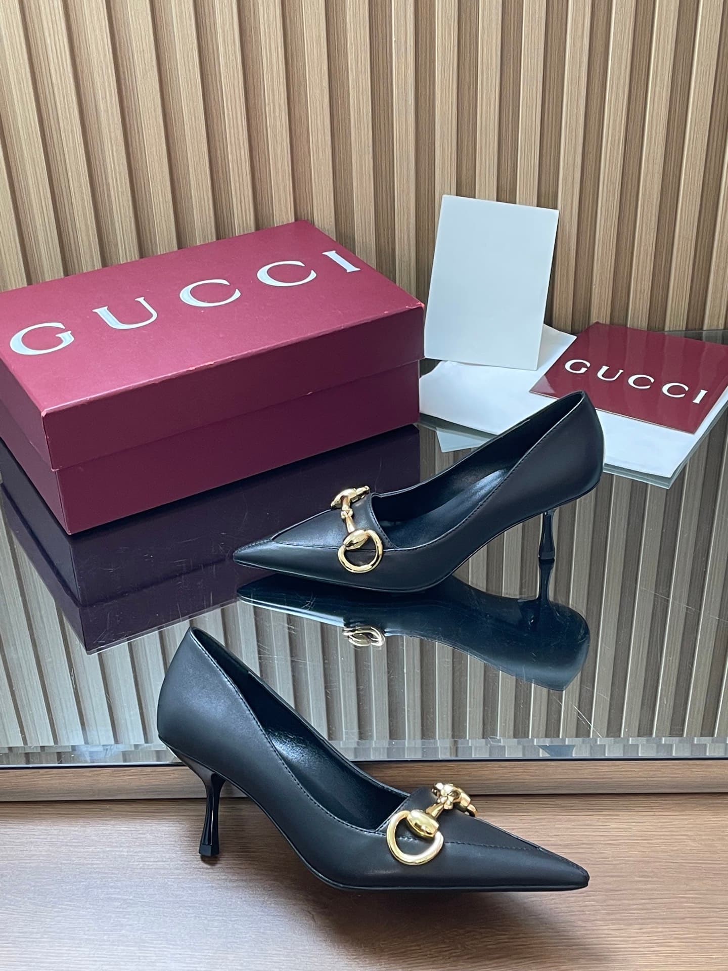 D6877 GuCC High-End Boutique 2026 Spring/Summer Boulevard Early Autumn Collection’s first model – new design 🆕 High heels, large horse buckle straps, low heel shoes, tall heels, stylish women’s shoes 🔥 Authentic original quality! Every detail is carefully — image 7