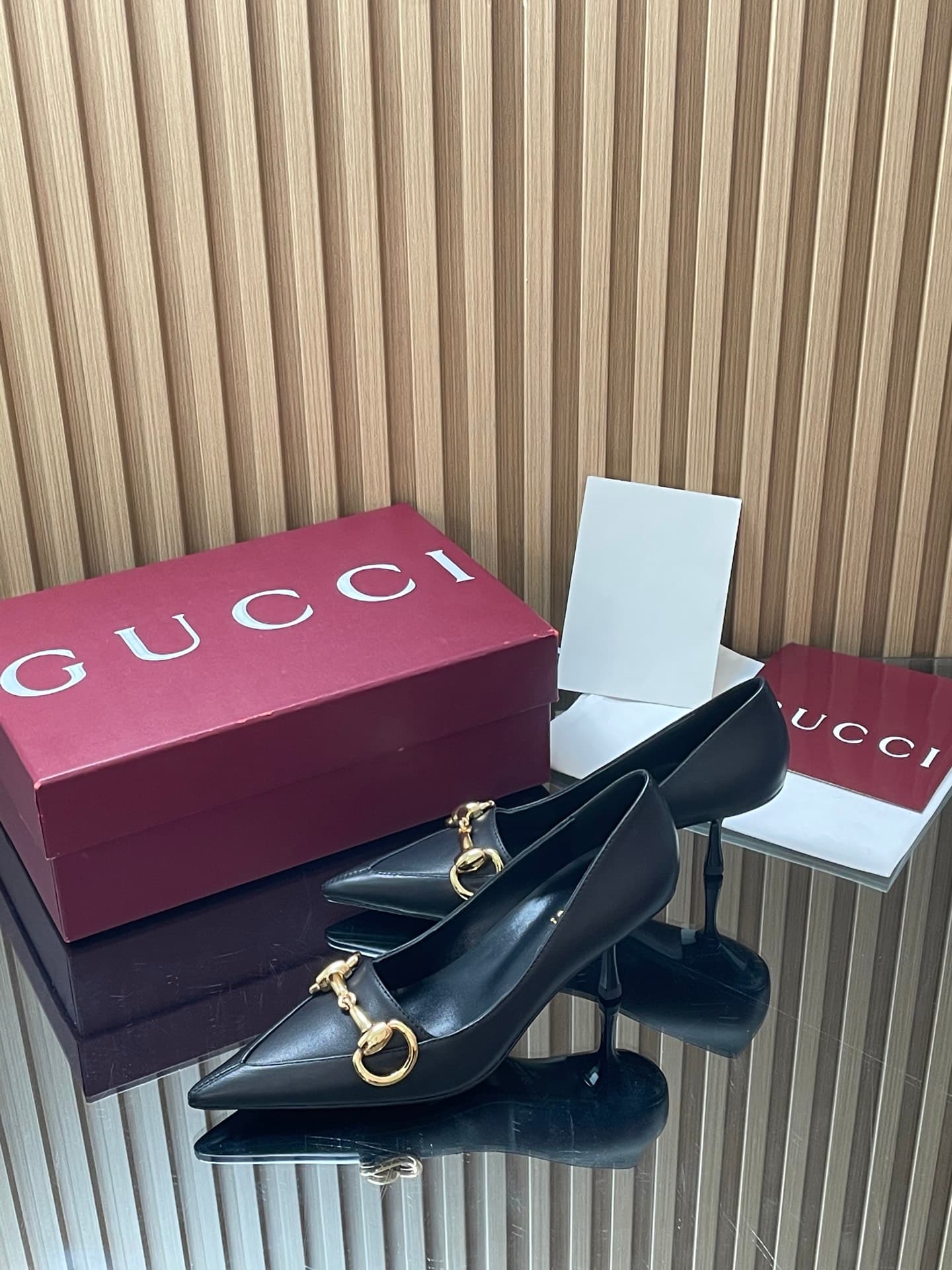 D6877 GuCC High-End Boutique 2026 Spring/Summer Boulevard Early Autumn Collection’s first model – new design 🆕 High heels, large horse buckle straps, low heel shoes, tall heels, stylish women’s shoes 🔥 Authentic original quality! Every detail is carefully — image 4