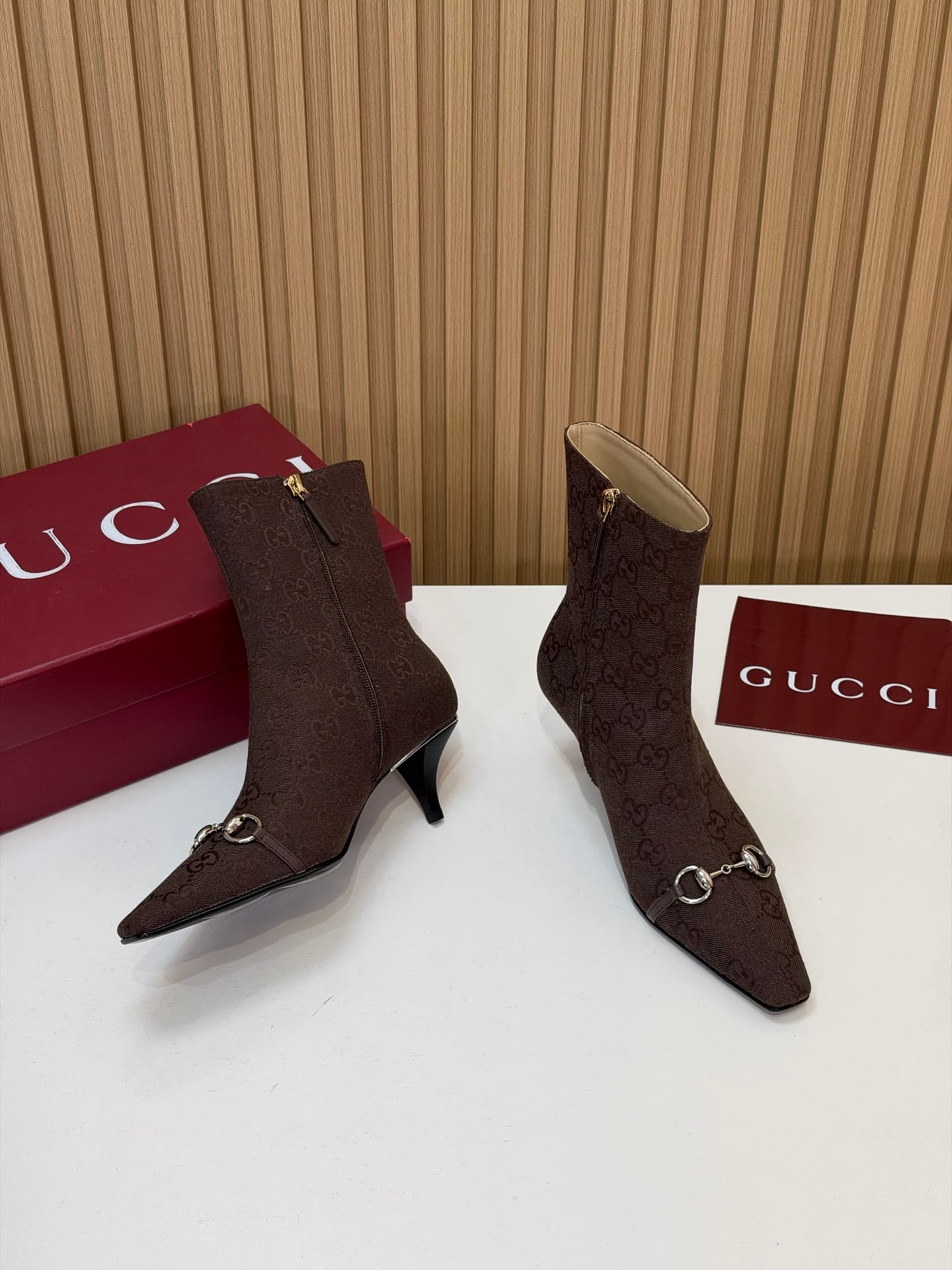 D6867 2026 early autumn 🆕 GUCCI high-end boutique Vittoria series ankle boots – new autumn/winter products 🆕 Gucci small toe ankle boots 😍 Manequin mid-heel with extended toe and side zipper low boots ‼️ Top quality 🆙 purchased through agent! Original 1:  — image 7