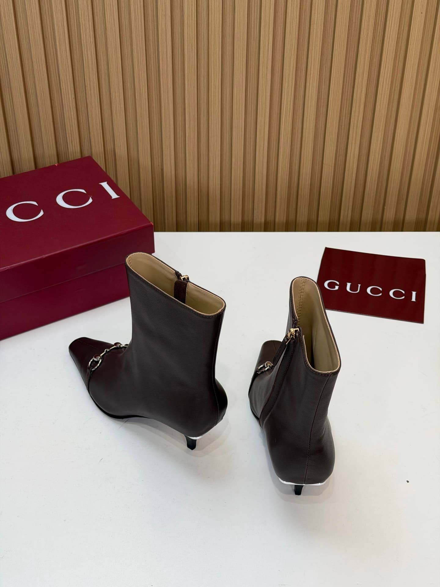 D6869 2026 early autumn 🆕 GUCCI high-end boutique Vittoria series short boots – new autumn/winter products 🆕 Gucci small square-toe ankle boots 😍 Horsehair fastenings, medium heel, extended toe, conical metal strip, side zipper low boots ‼️ Top quality 🆙  — image 6