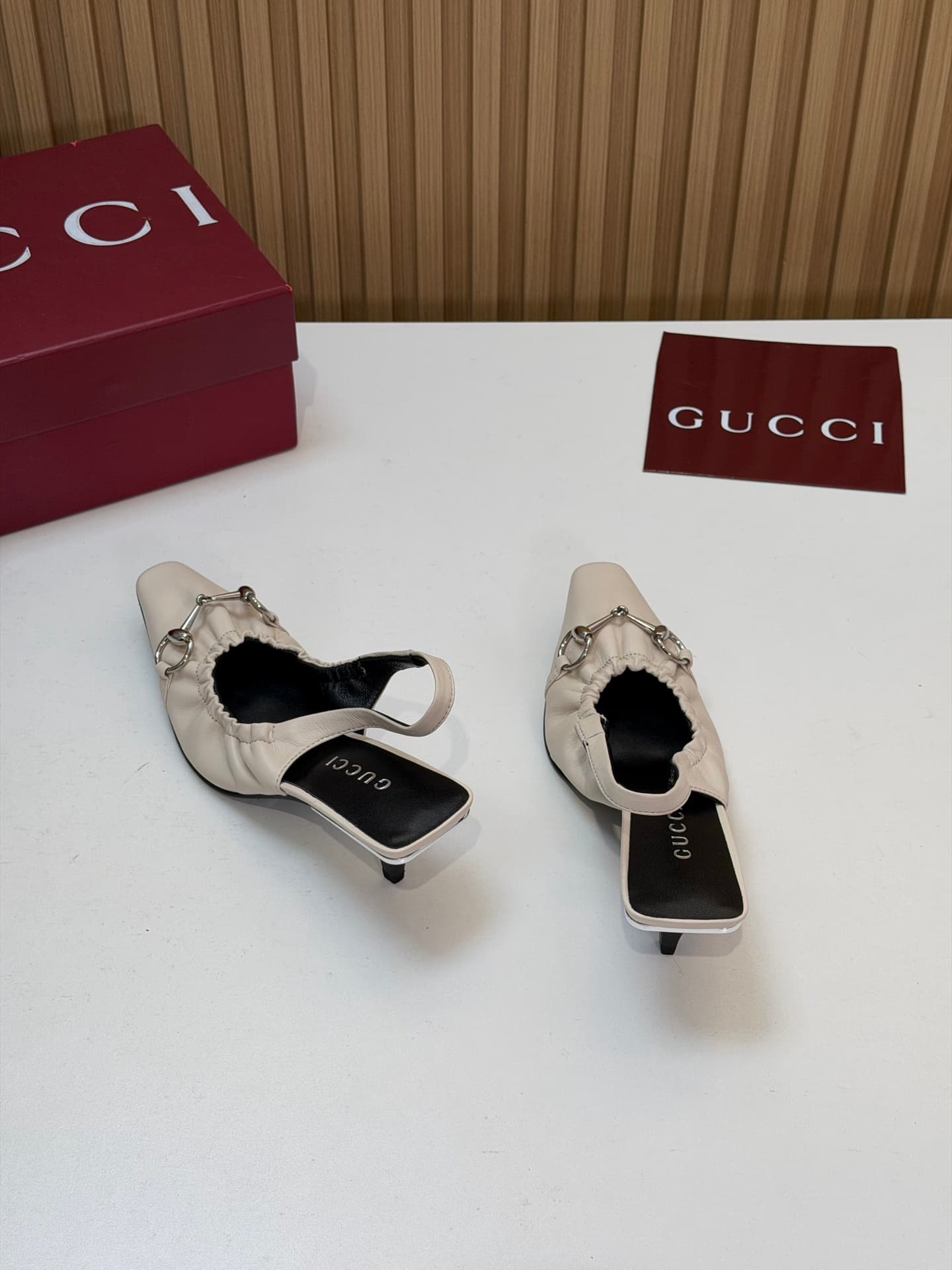 D6875 2026 early autumn 🆕 GUCCI high-end boutique. Vittoria series elastic laces, breathable low-heel women’s shoes for spring and autumn new products 🆕 Gucci small square-toe series mid-height low-heel sandals 😍 Buckle-back cat-heel shoes ‼️ Top quality  — image 6