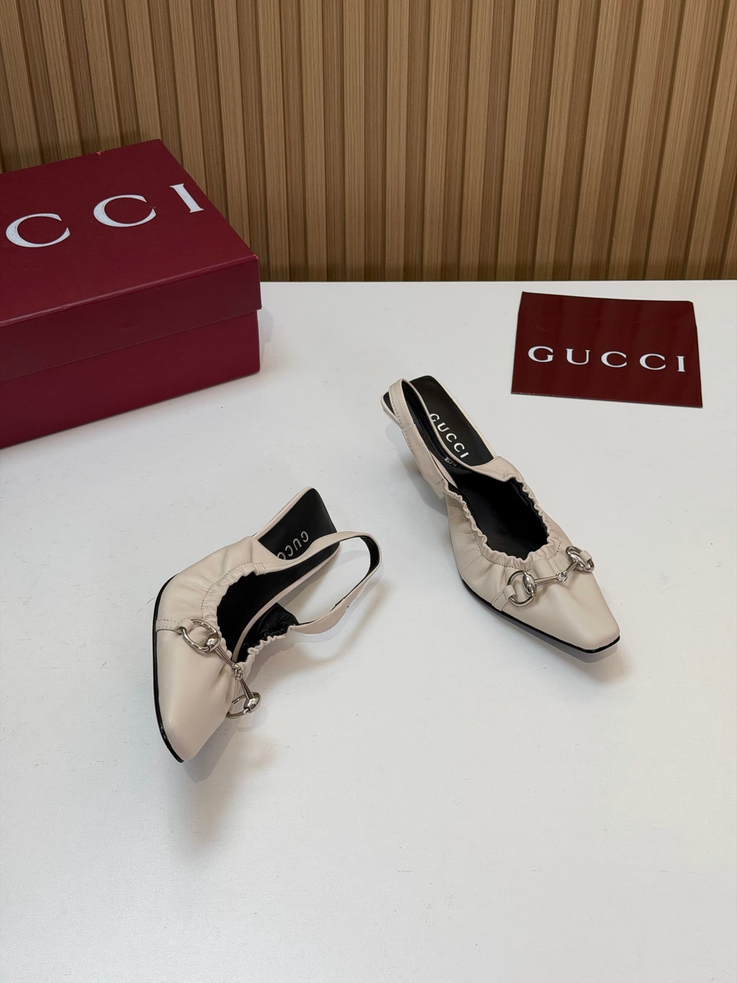 D6875 2026 early autumn 🆕 GUCCI high-end boutique. Vittoria series elastic laces, breathable low-heel women’s shoes for spring and autumn new products 🆕 Gucci small square-toe series mid-height low-heel sandals 😍 Buckle-back cat-heel shoes ‼️ Top quality  — image 7