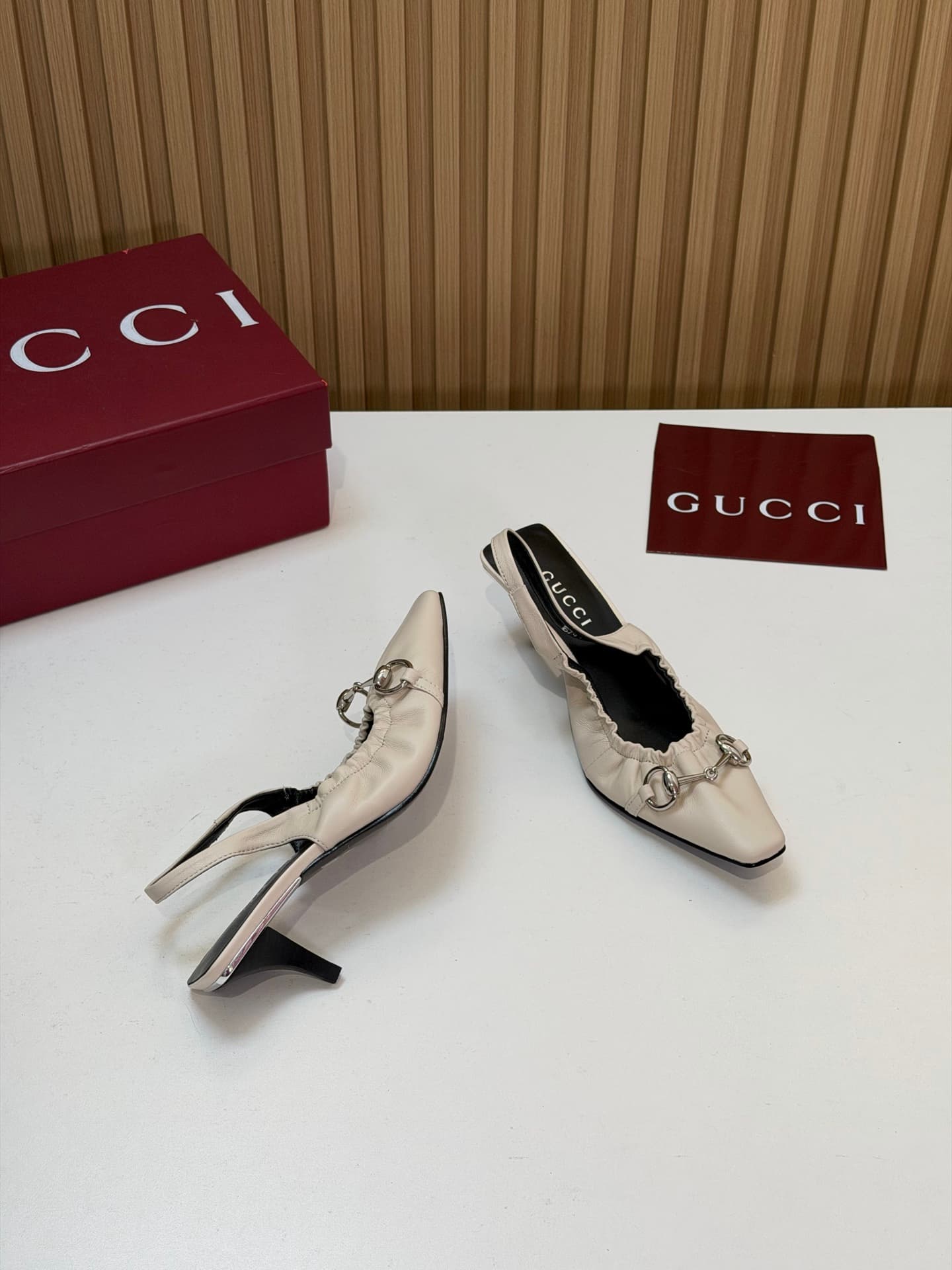 D6875 2026 early autumn 🆕 GUCCI high-end boutique. Vittoria series elastic laces, breathable low-heel women’s shoes for spring and autumn new products 🆕 Gucci small square-toe series mid-height low-heel sandals 😍 Buckle-back cat-heel shoes ‼️ Top quality  — image 8