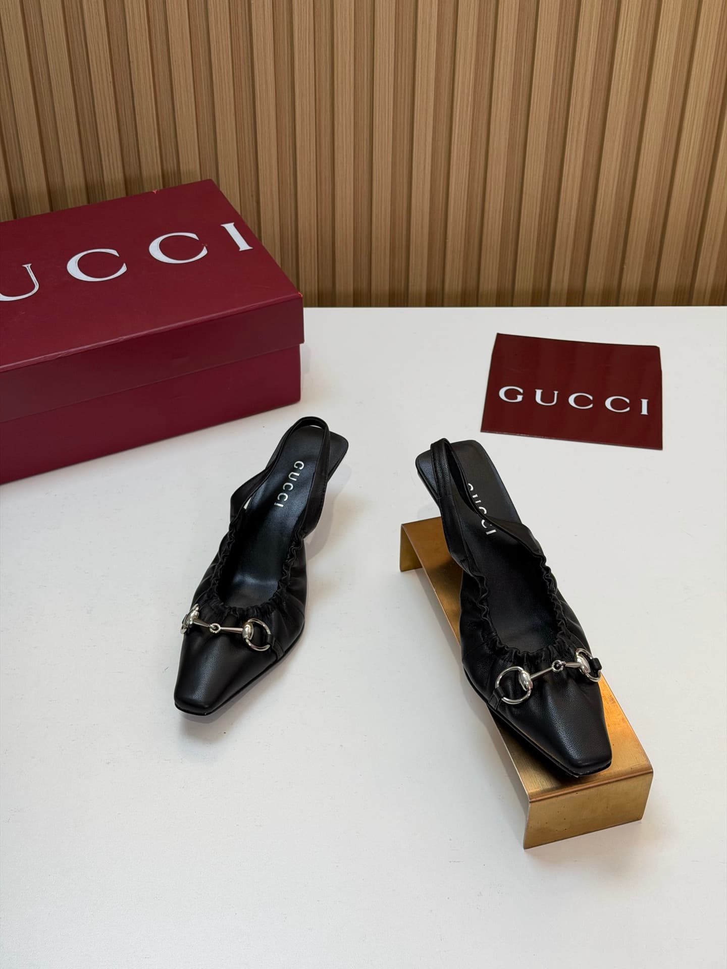 D6874 2026 Early Autumn 🆕 GUCCI High-End Luxury Collection – Vittoria series elastic laces, rubber straps, low-heel women’s shoes for spring and autumn new products 🆕 Gucci small square-toe series mid-heel low-heel sandals 😍 Horsering back-pocket heel sho — image 1