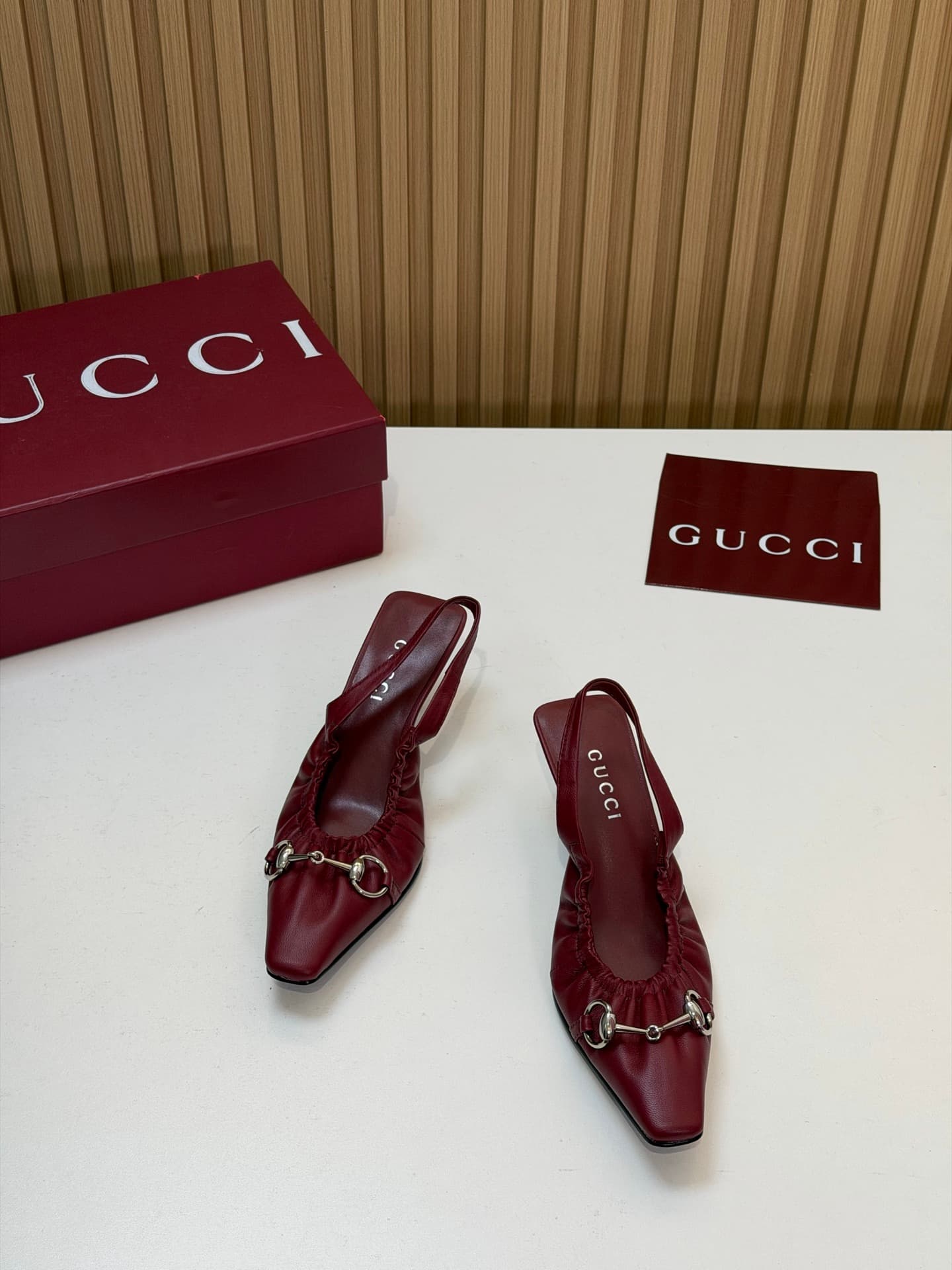 D6876 2026 Early Autumn 🆕 GUCCI High-end Boutique Vittoria series elastic laces, breathable low-heel women’s shoes for spring and autumn new arrivals 🆕 Gucci small square-toe series mid-height low-heel sandals 😍 Horsehead clasp back-empty cat-heel shoes ‼ — image 2